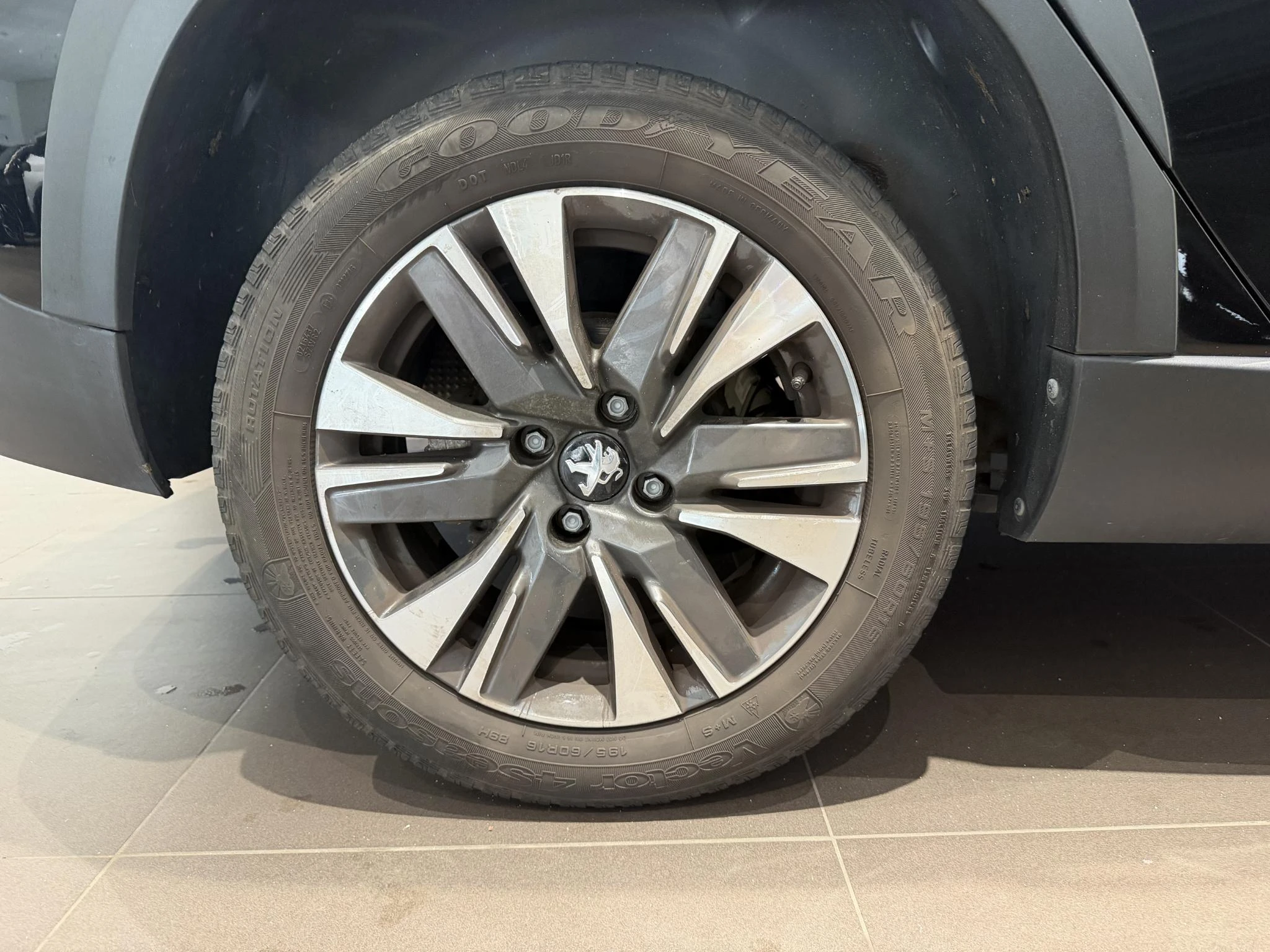 Peugeot-2008-image-13
