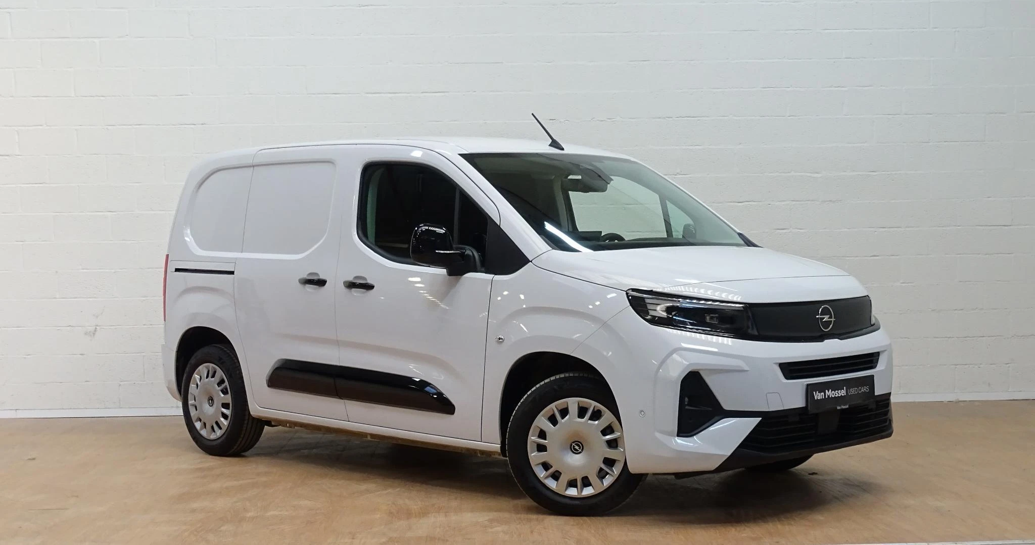 Opel-Combo-image-1