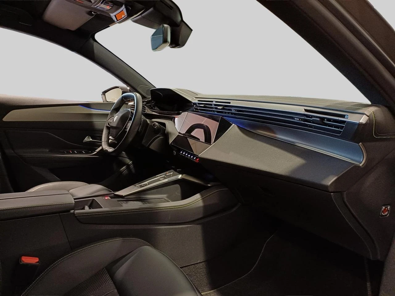 Peugeot 308 SW 1.6 Hybrid 225 S&S EAT8 GT