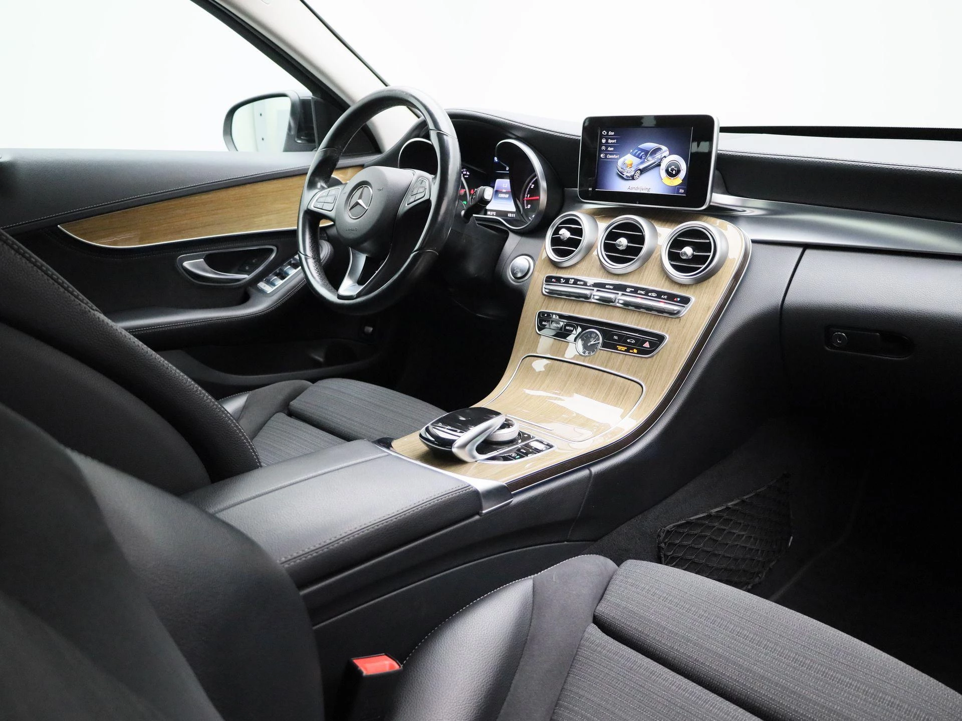 Mercedes-Benz C-Klasse 200