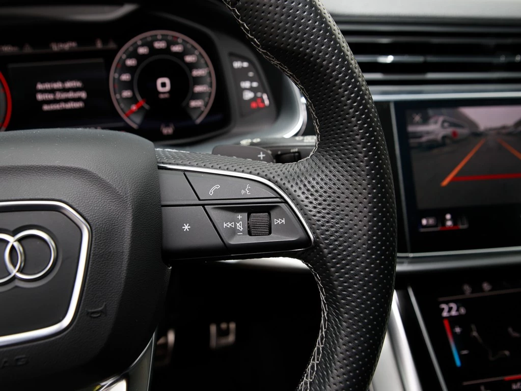 Audi Q8 50 TDI S line Matrix Panorama Headup Virtual+