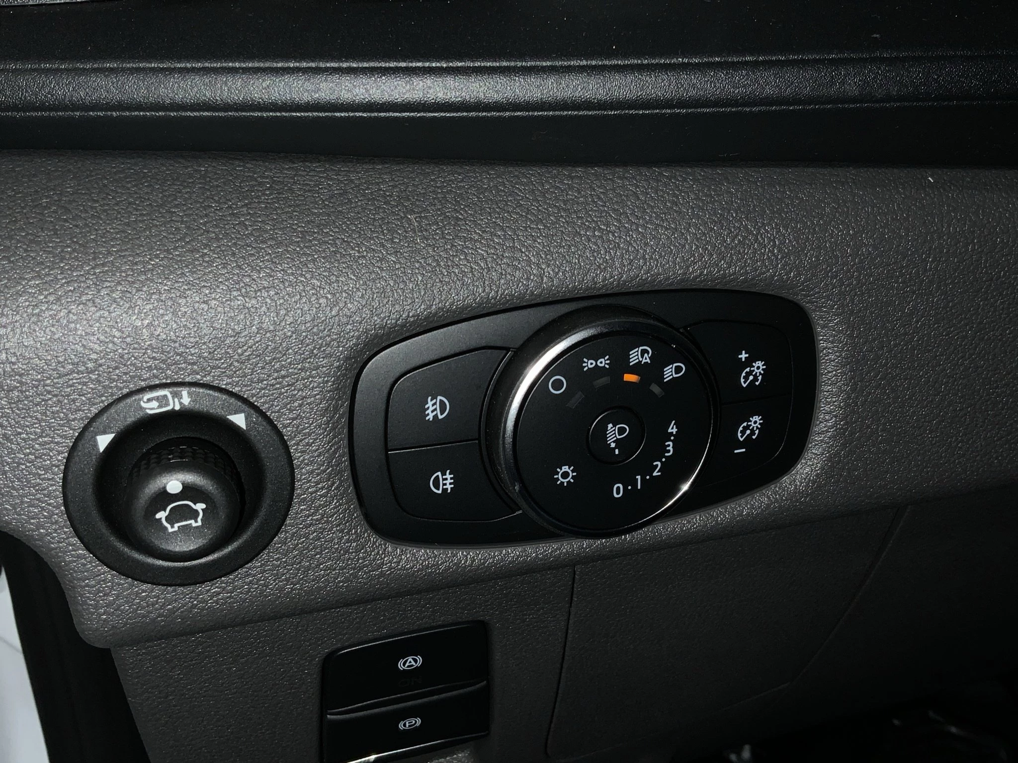 Ford-Transit-image-16