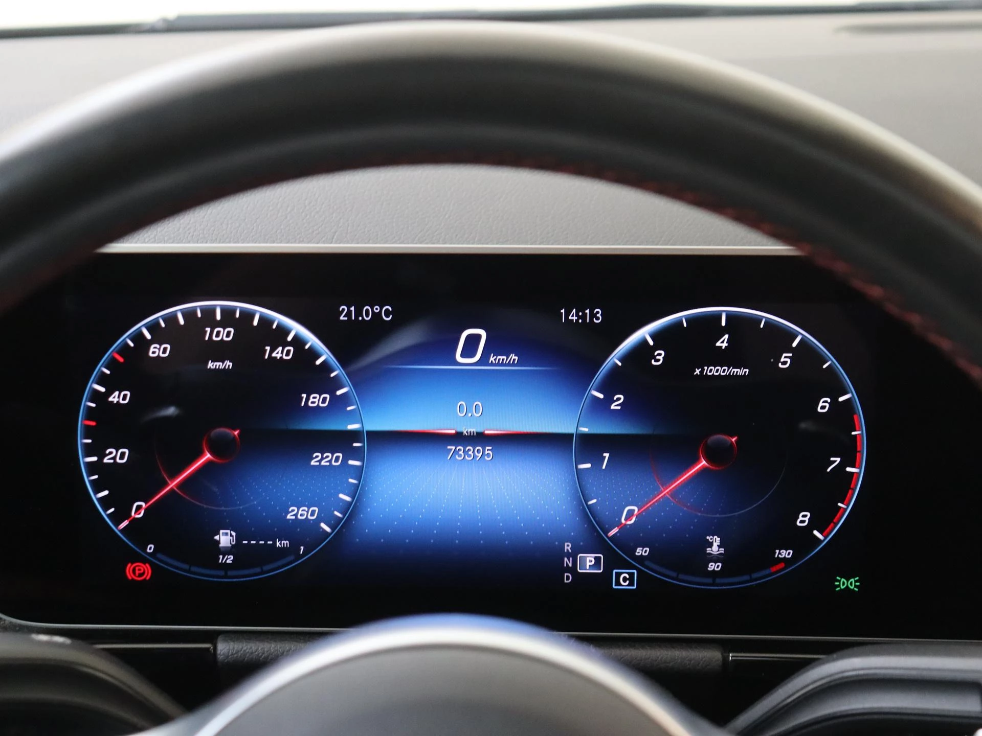 Mercedes-Benz-B-Klasse-image-11