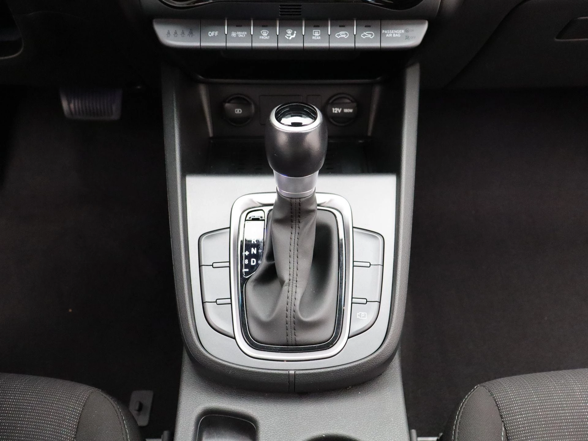 Hyundai Kona 1.6 GDI HEV Fashion Design Sky