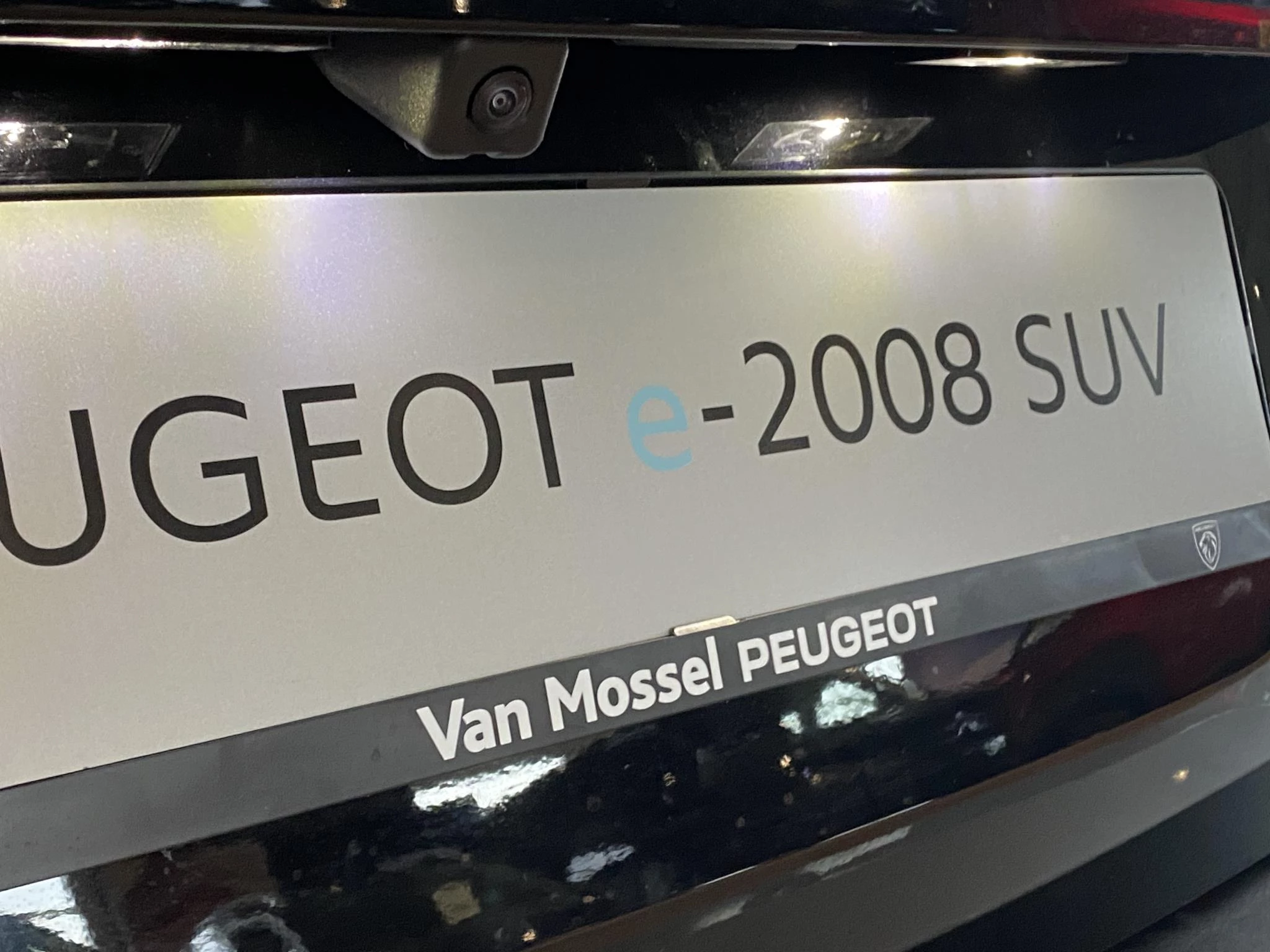 Peugeot e-2008 EV GT 50 kWh