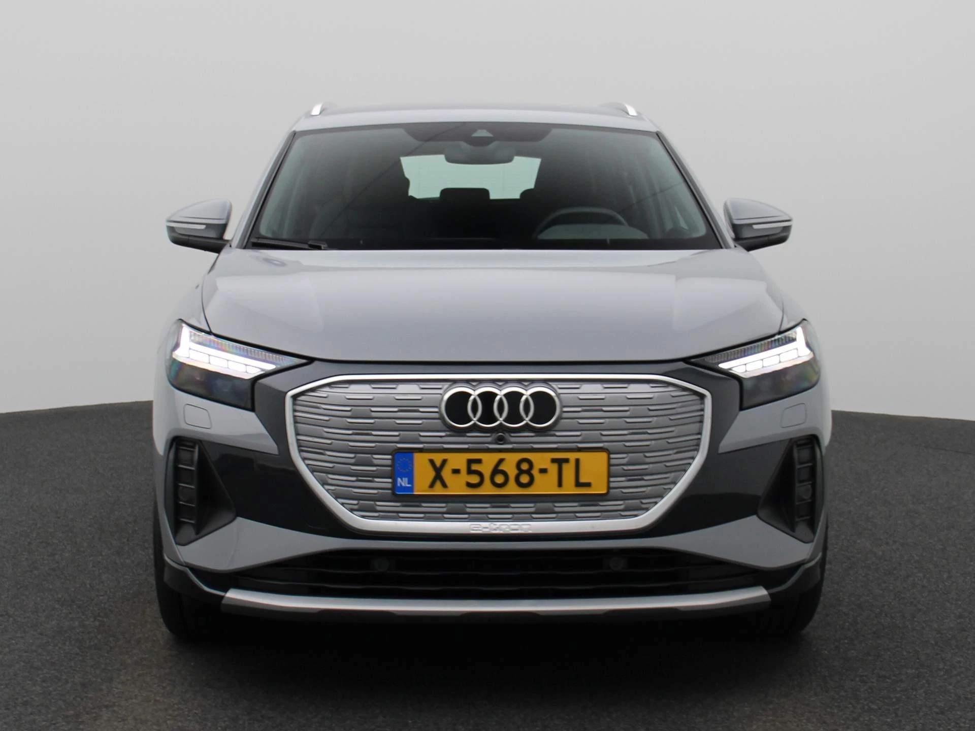 Audi-Q4 e-tron-image-1