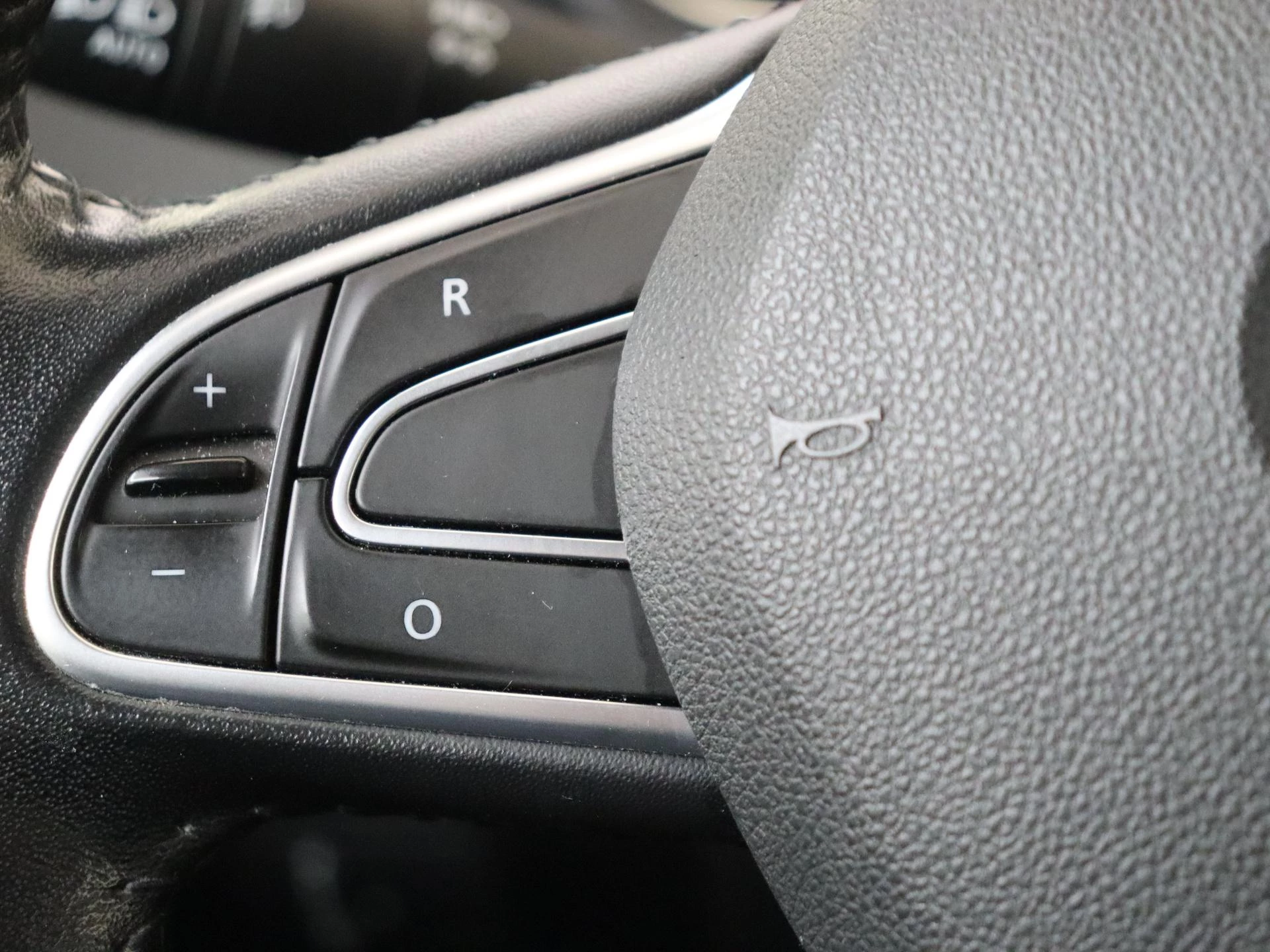 Renault-Scénic-image-15