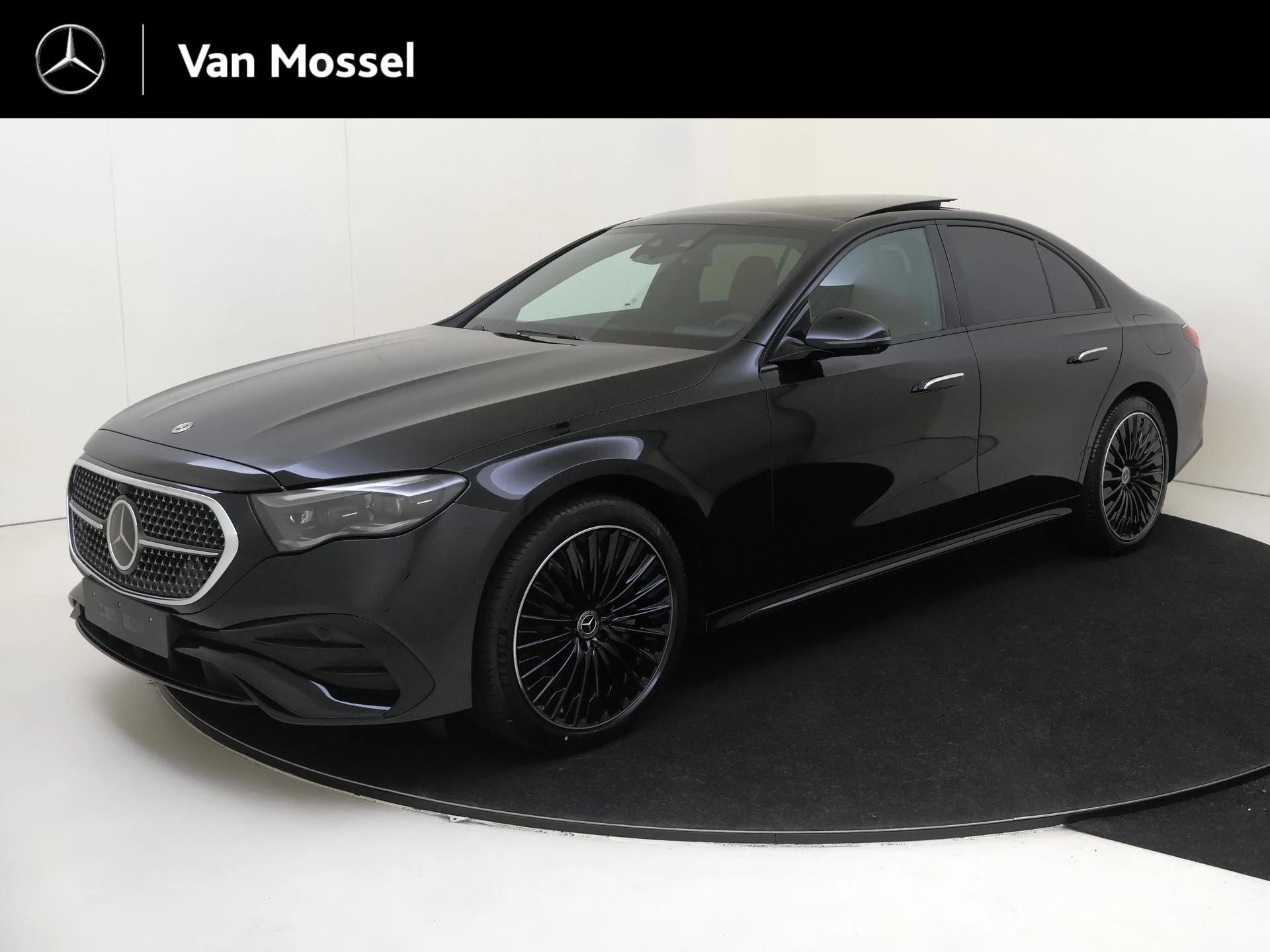 Mercedes-Benz-E-Klasse-image-0