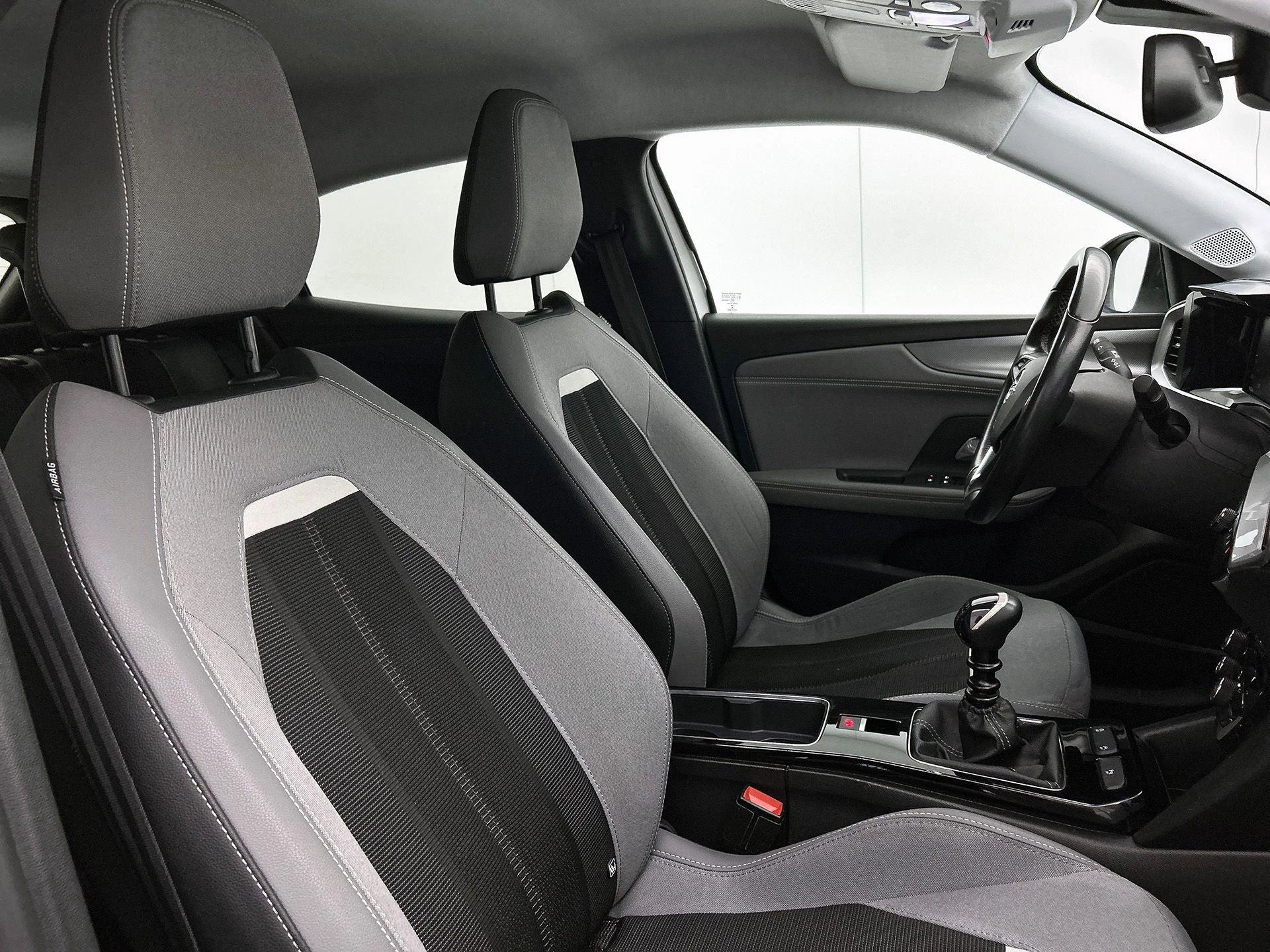 Opel-Mokka-image-31