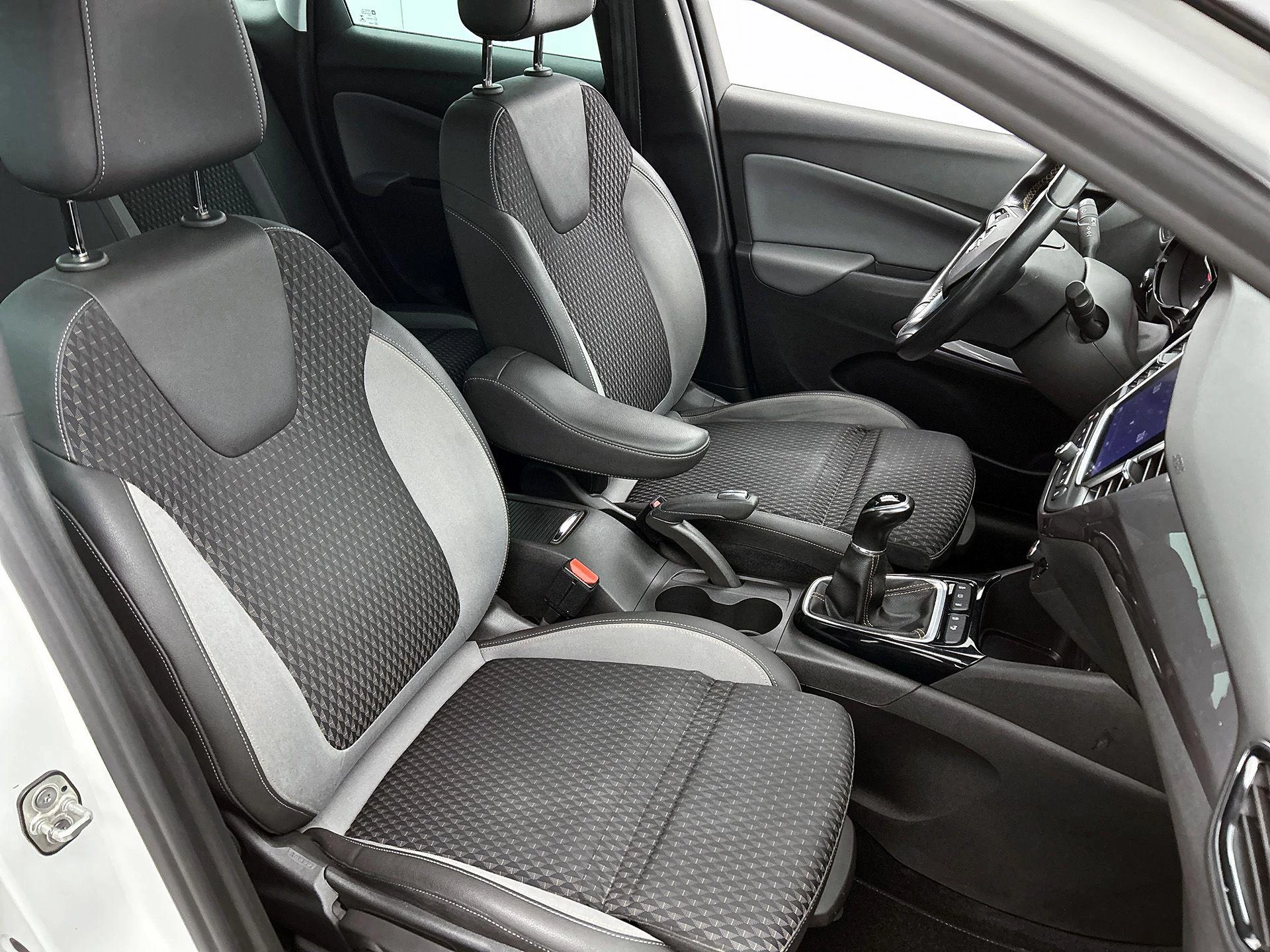 Opel-Crossland X-image-38