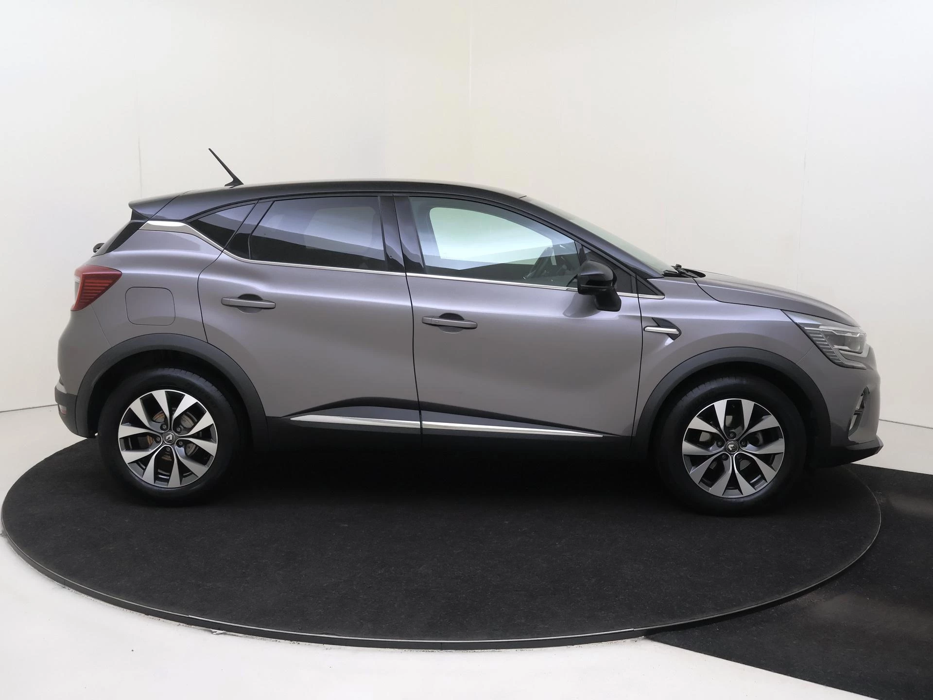 Renault Captur 1.3 TCe 130 Intens