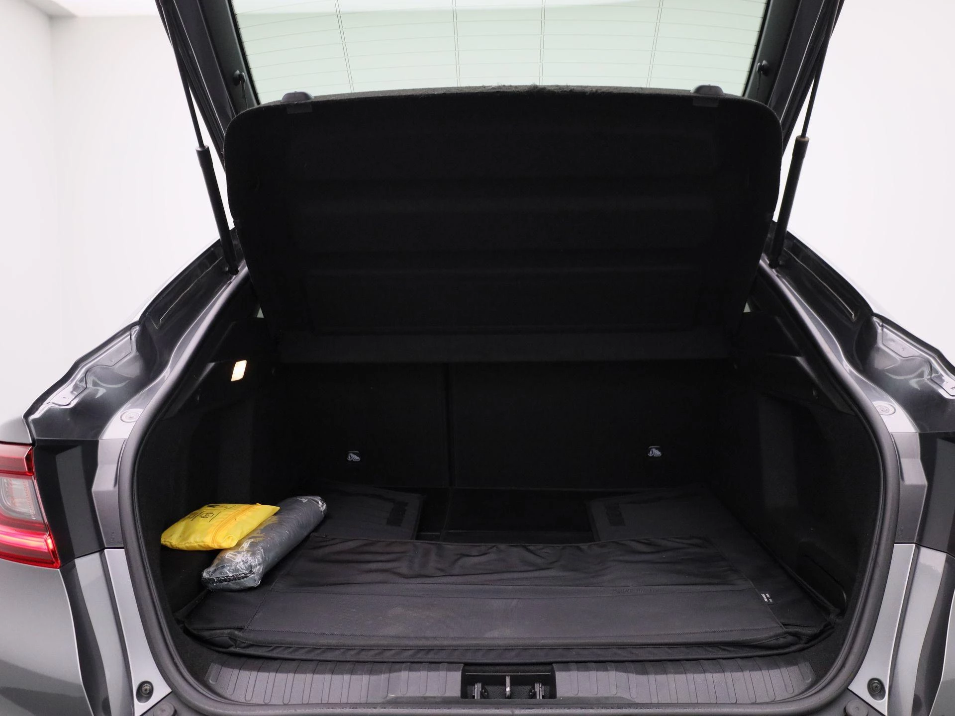 Renault-Arkana-image-13