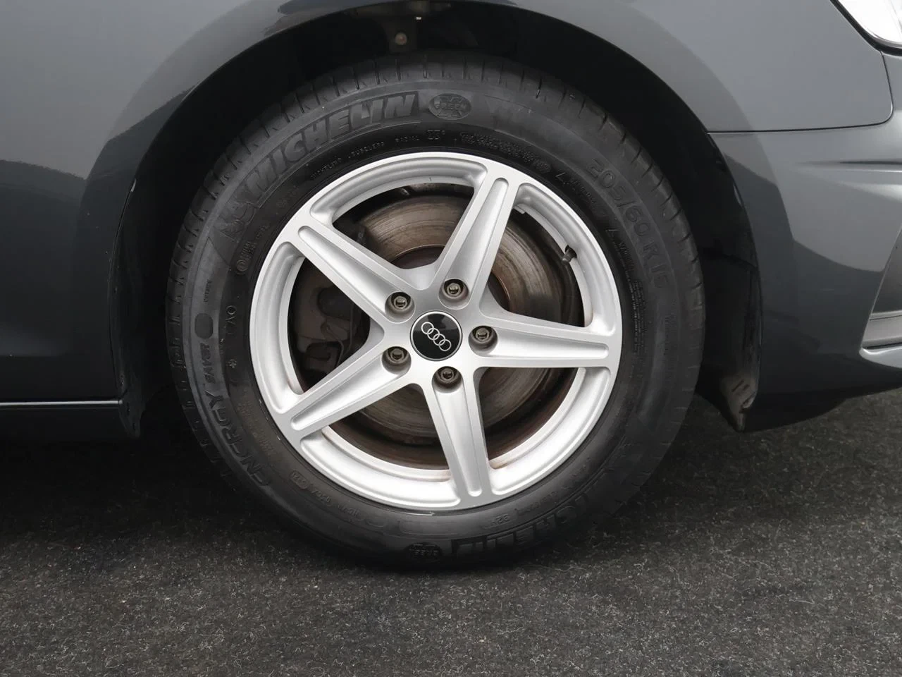 Audi-A4-image-3