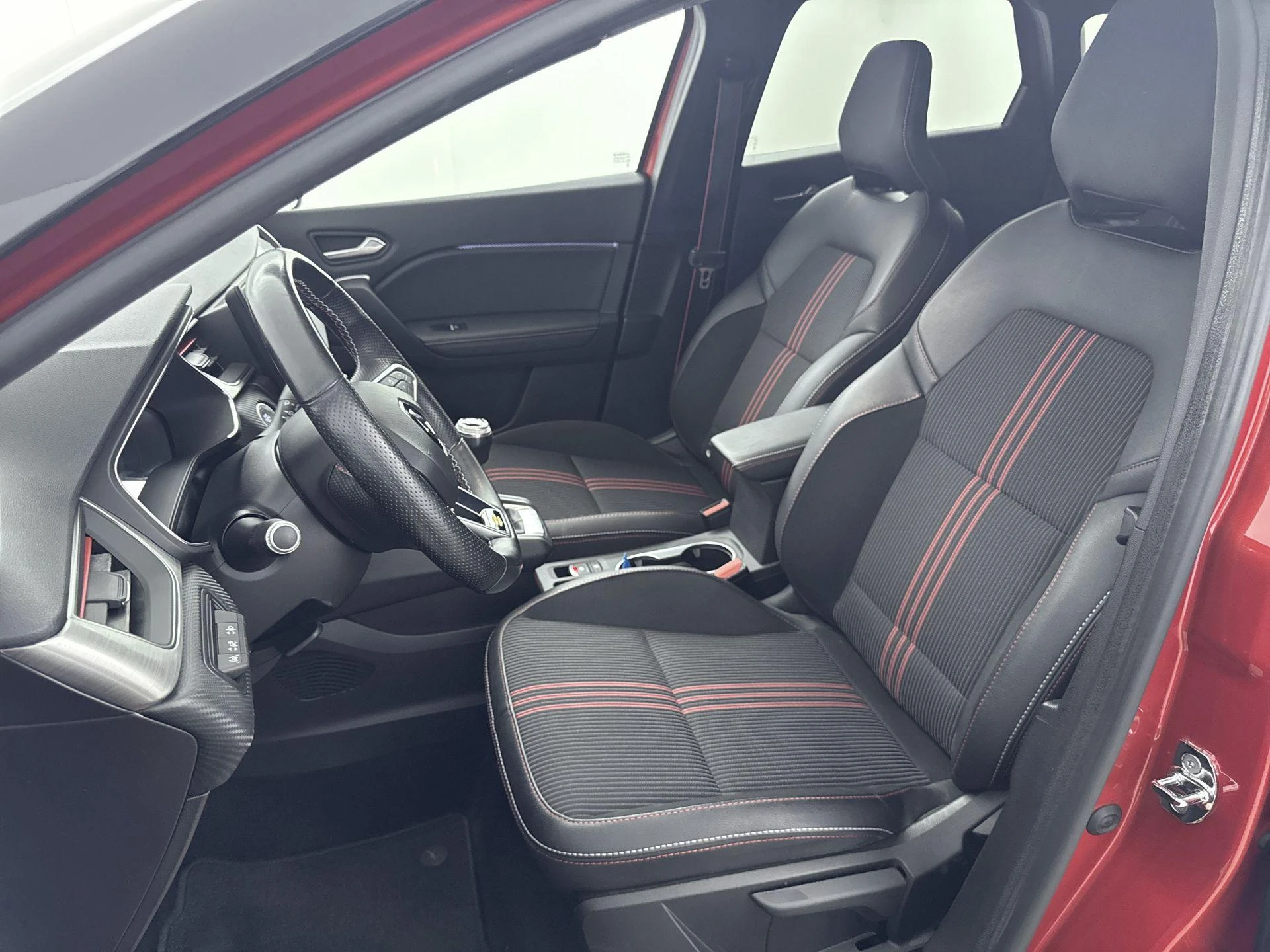 Renault-Captur-image-25