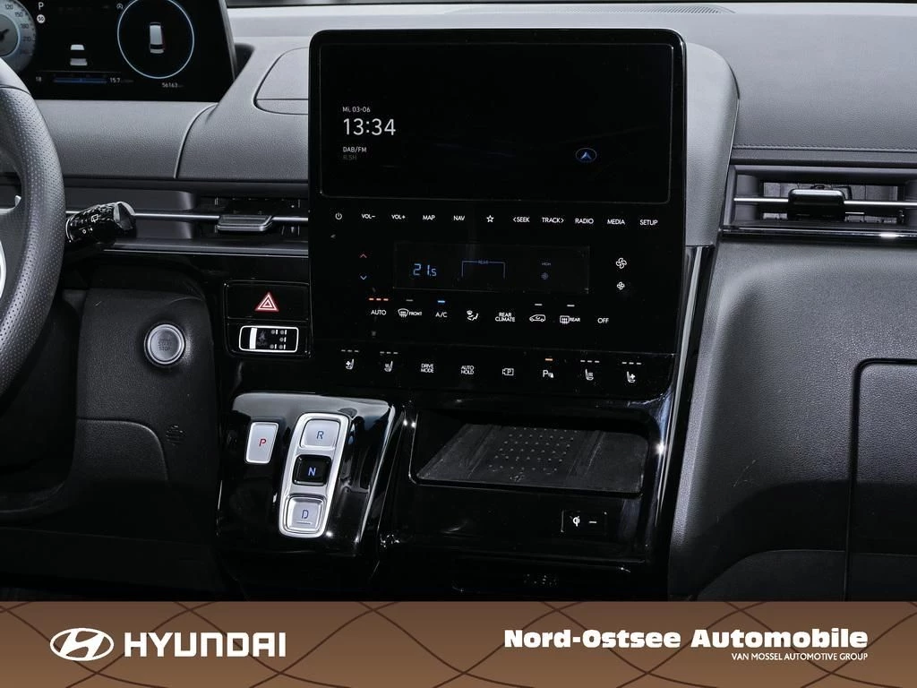 Hyundai Staria 2.2 CRDi SIGNATURE PARK-PAKET SOUND BOSE