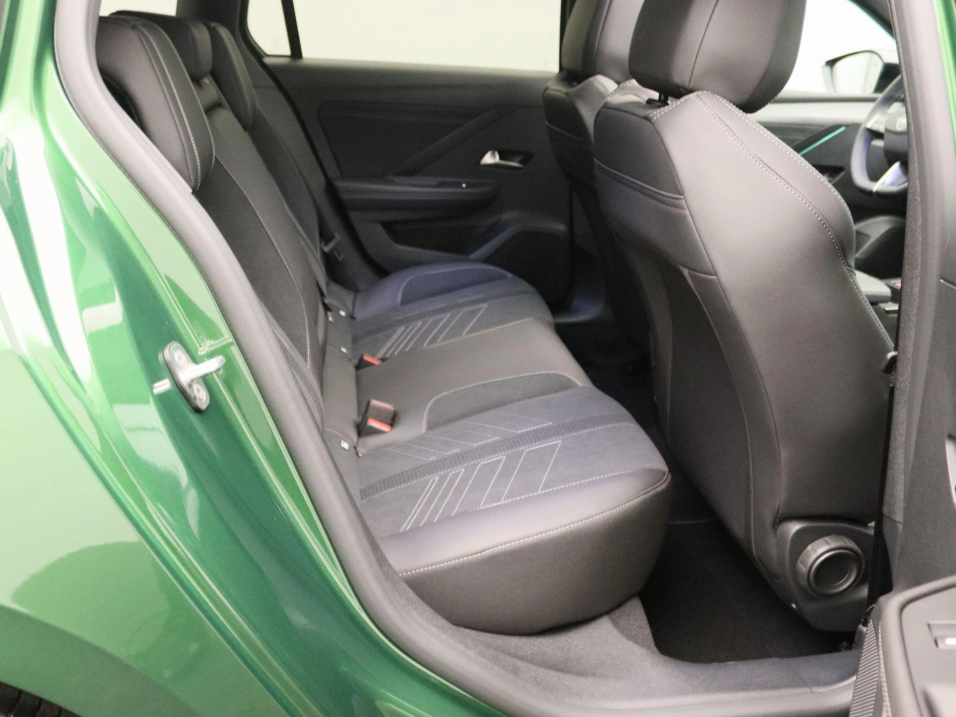Opel-Astra-image-32