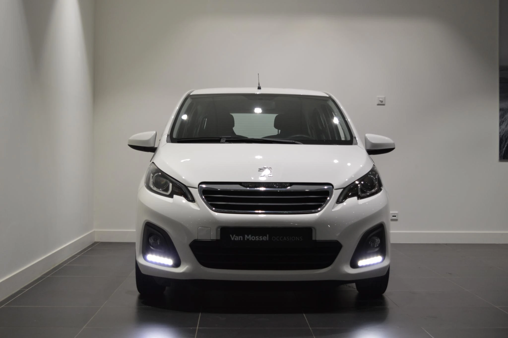 Peugeot-108-image-2