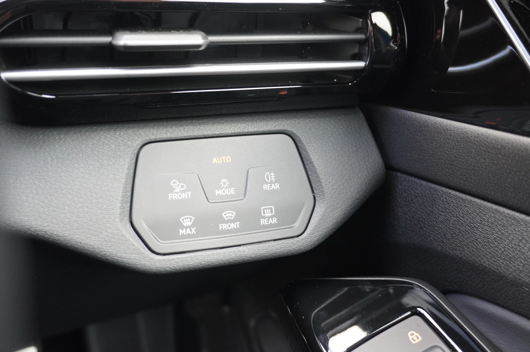 Volkswagen-ID.4-image-29
