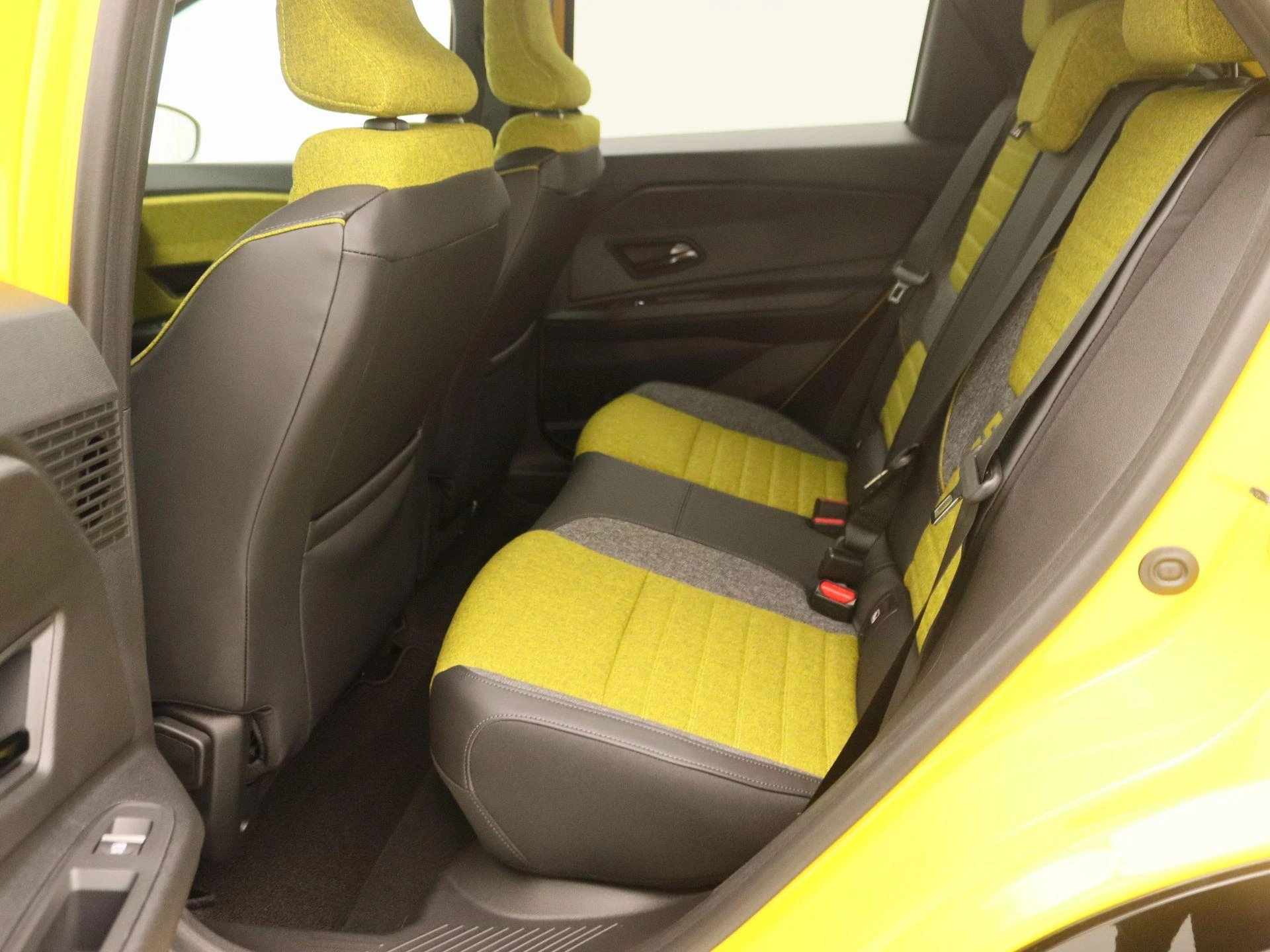 Renault-5-image-12
