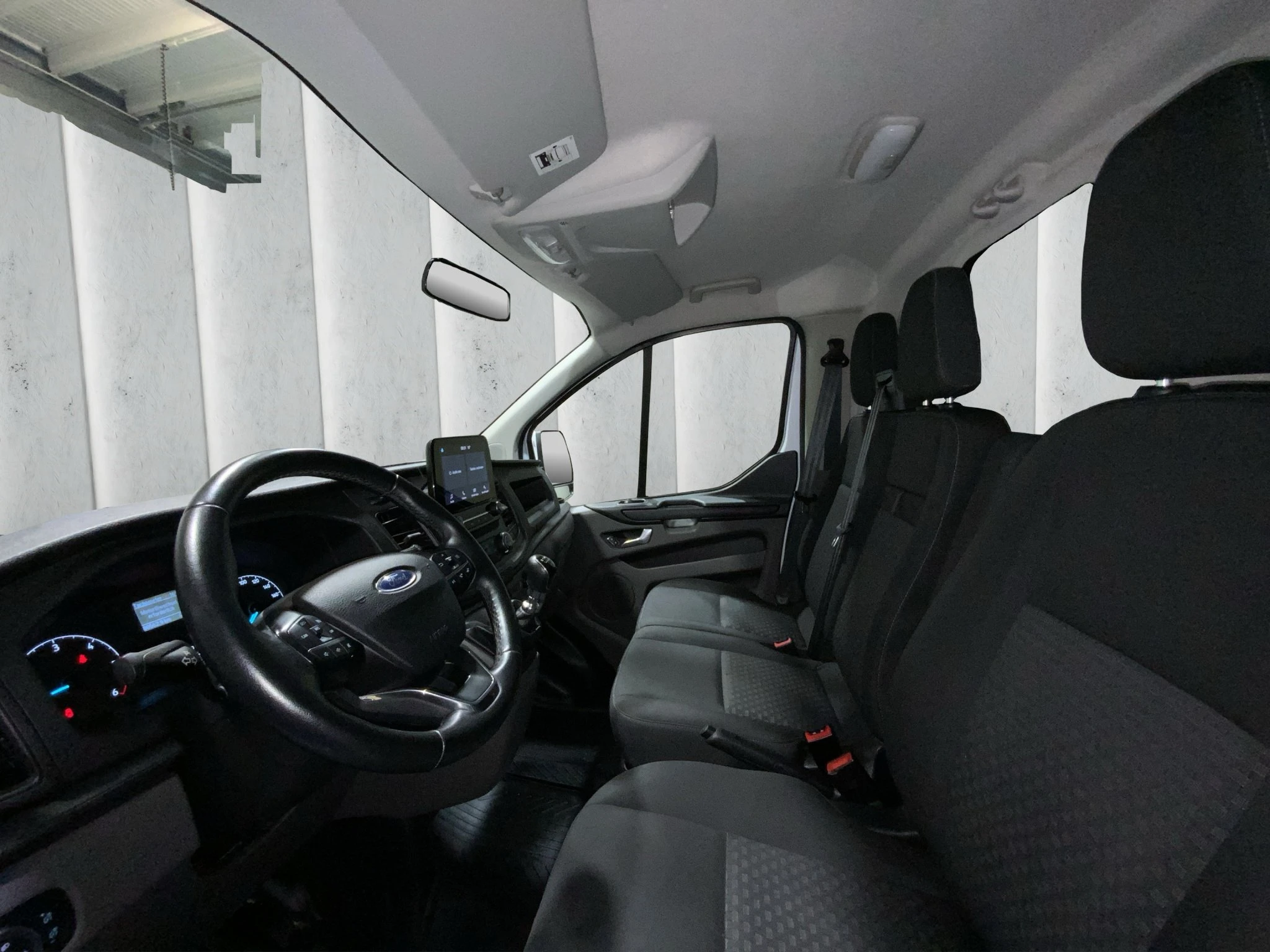 Ford-Transit Custom-image-9