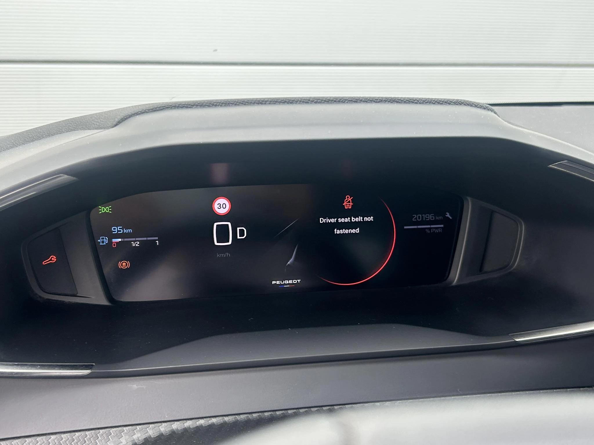 Peugeot-208-image-11