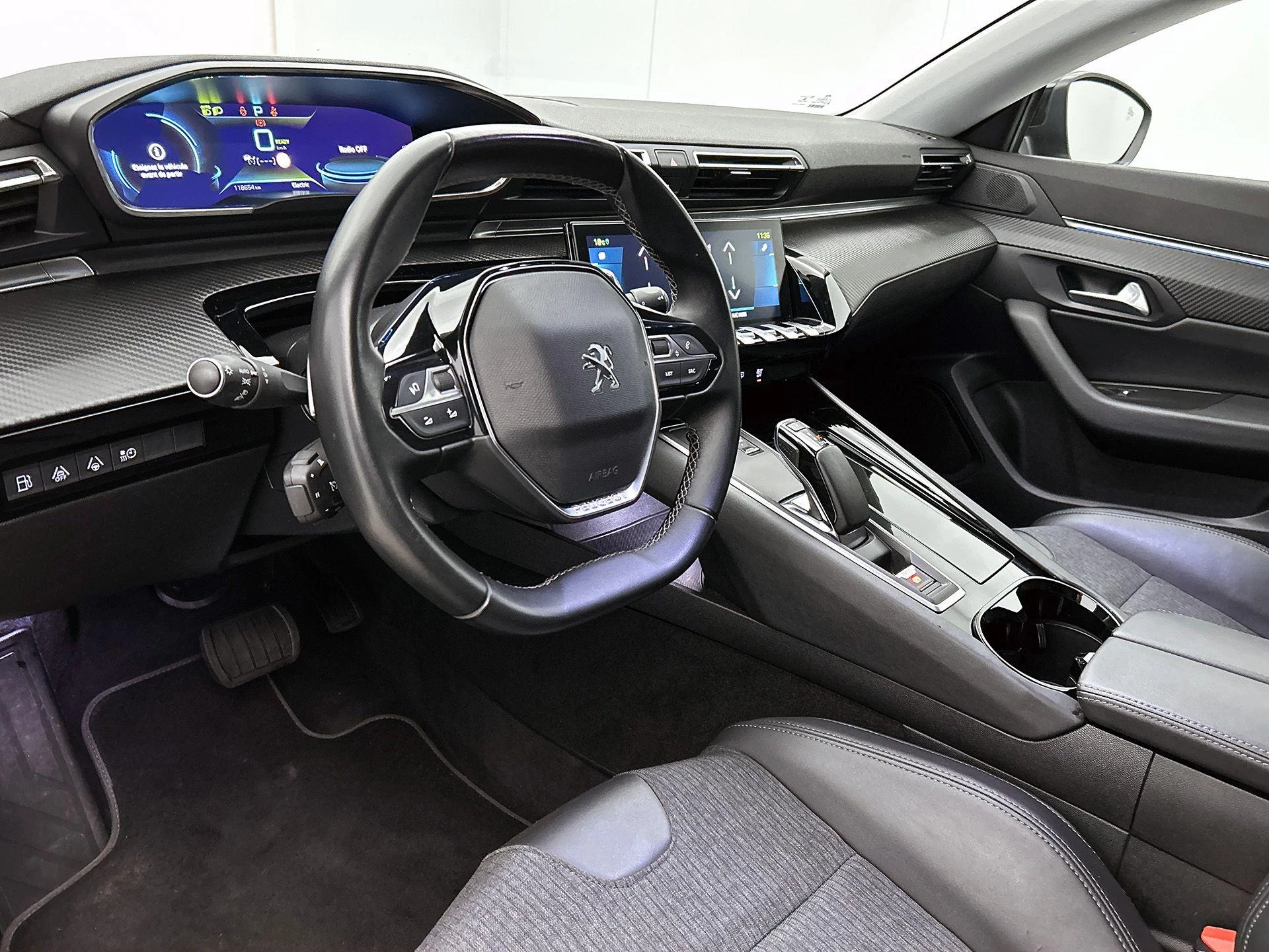 Peugeot-508-image-23
