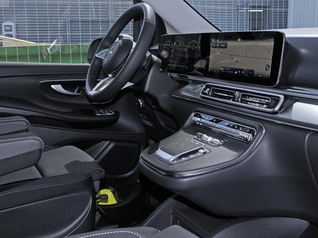 Mercedes-Benz-Marco Polo-image-9