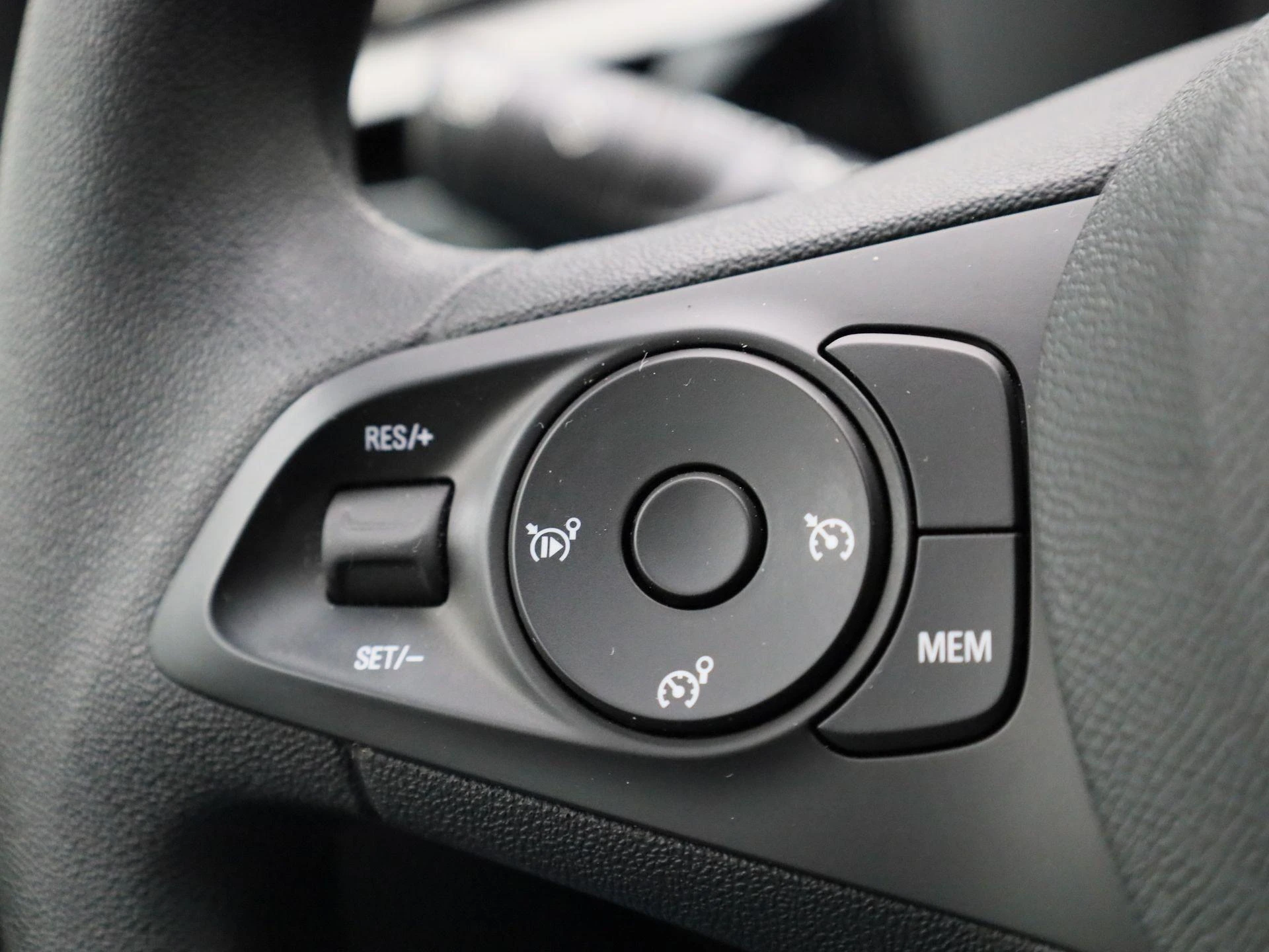 Opel-Corsa-e-image-17