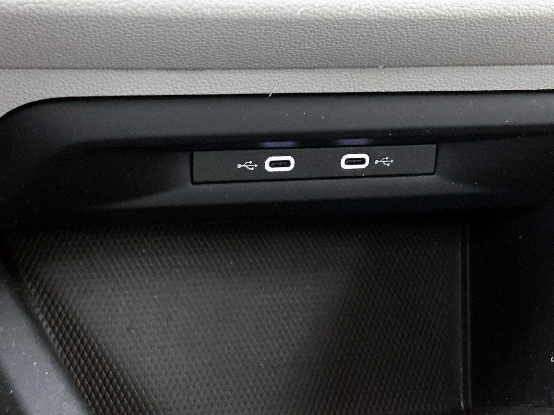 Volkswagen Golf 1.0 eTSI Life