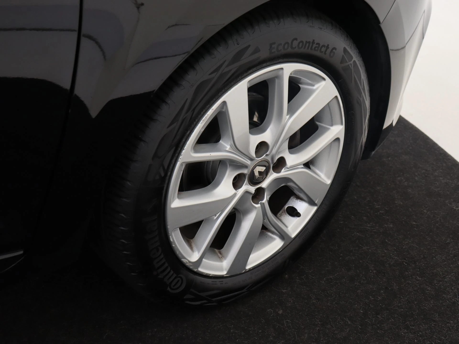 Renault-Clio-image-25
