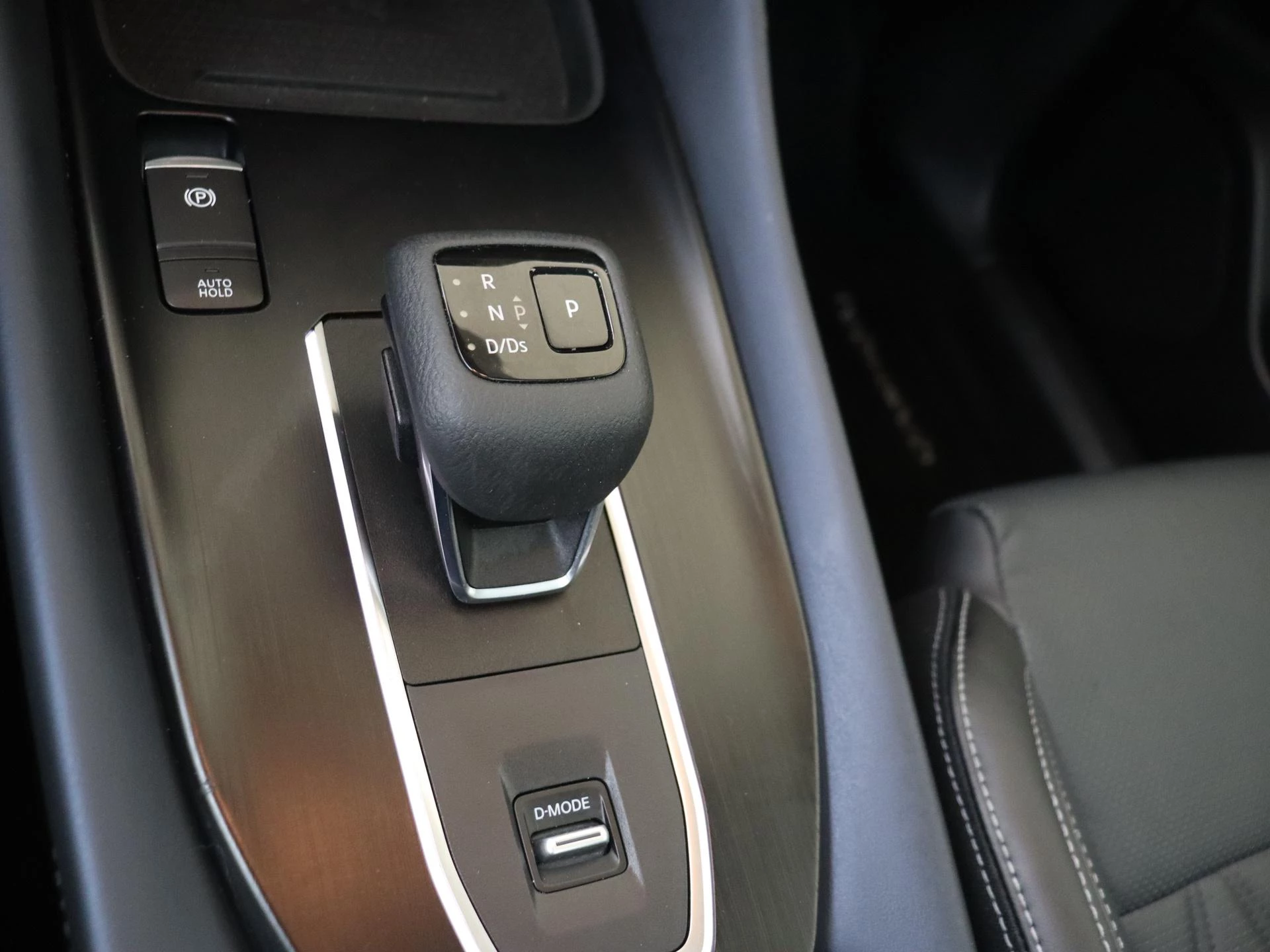 Nissan-QASHQAI-image-14