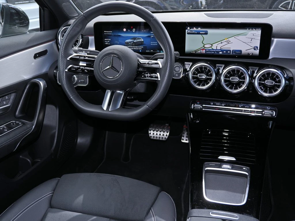 Mercedes-Benz-A-Klasse 200-image-9