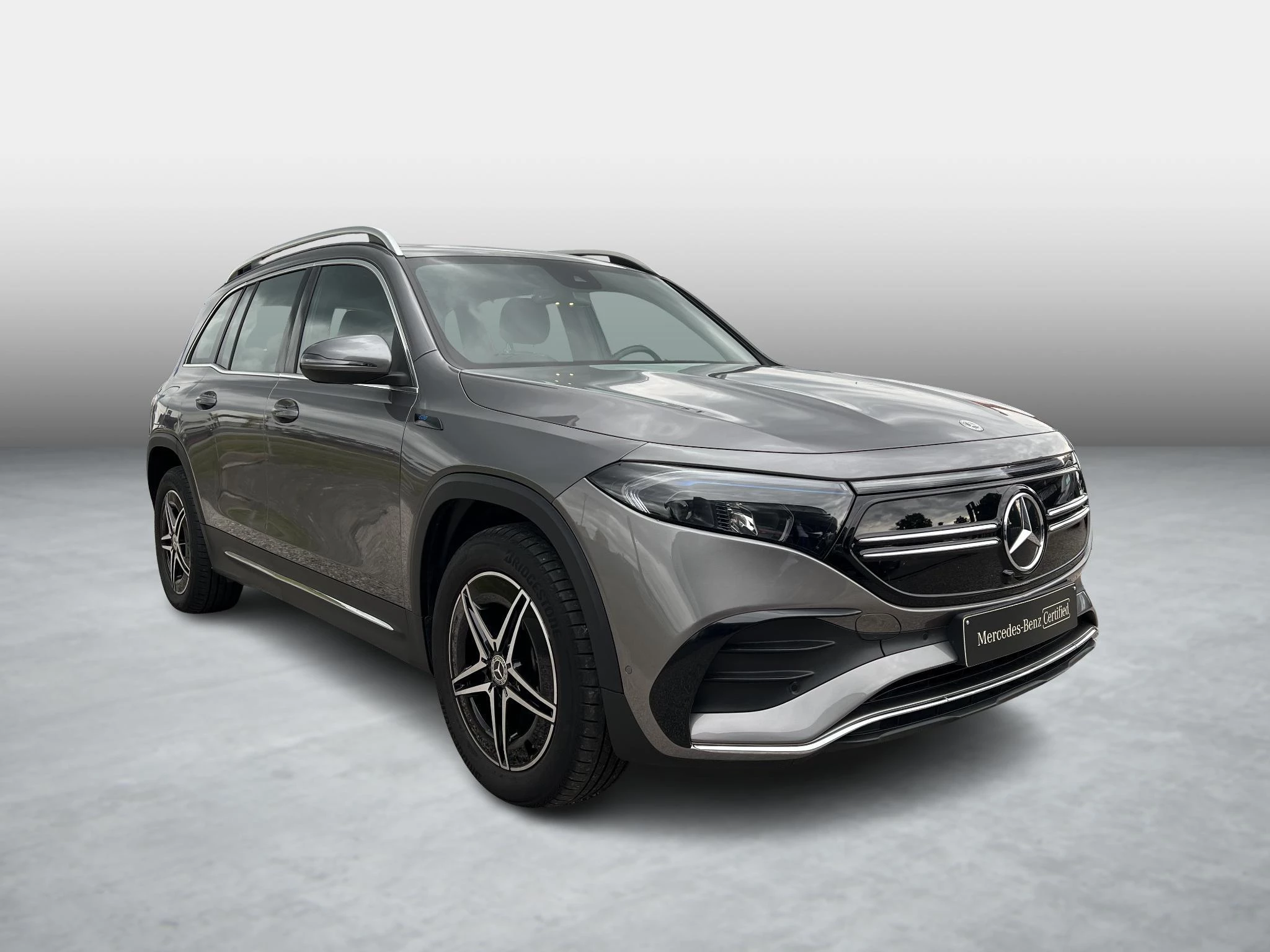 Mercedes-Benz Eqb