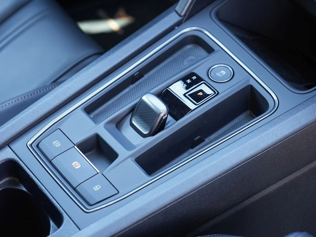 CUPRA Formentor VZ5 4Drive MatrixLED/SAGA/Pano/Navi