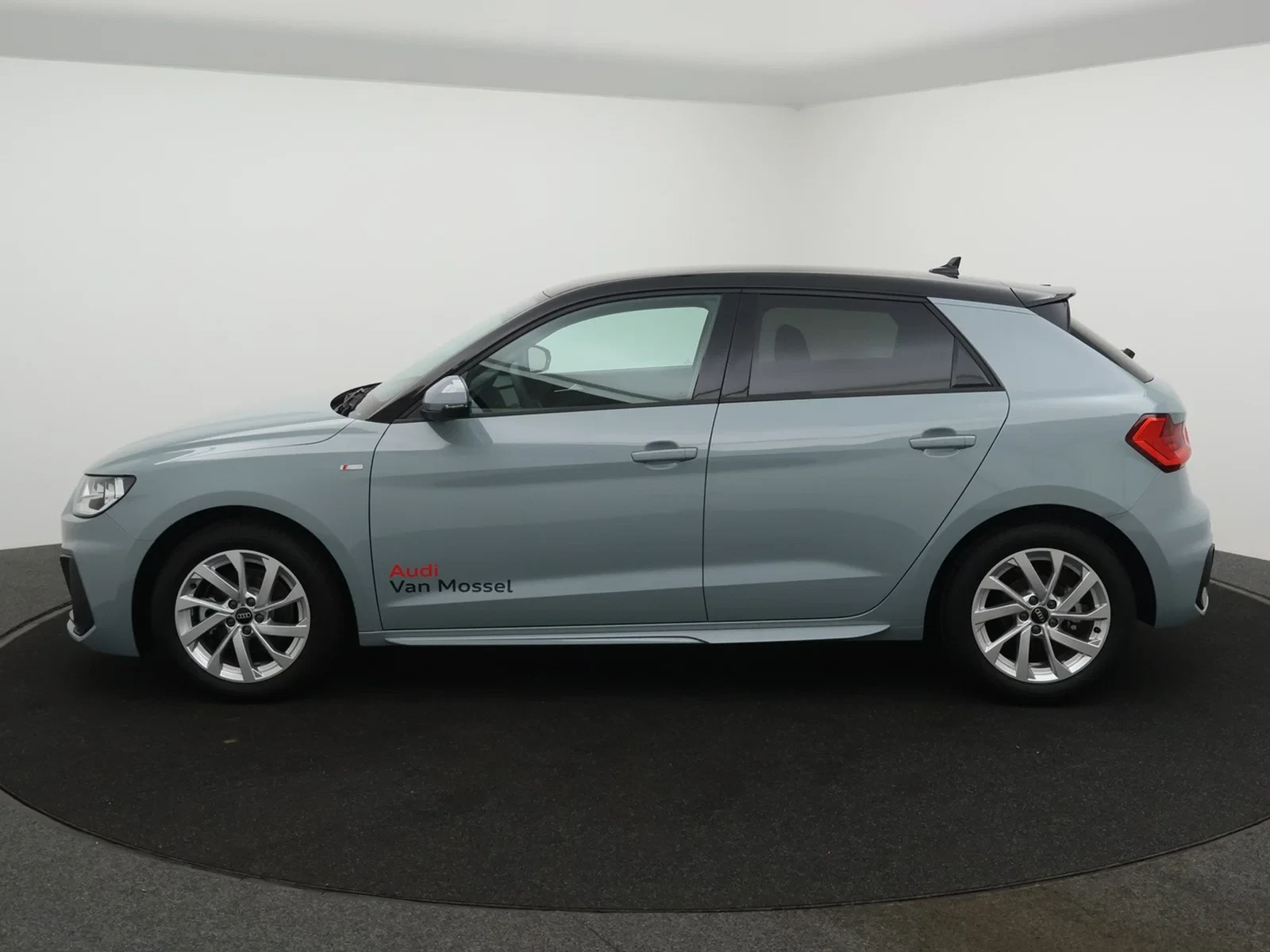 Audi-A1 Sportback-image-22