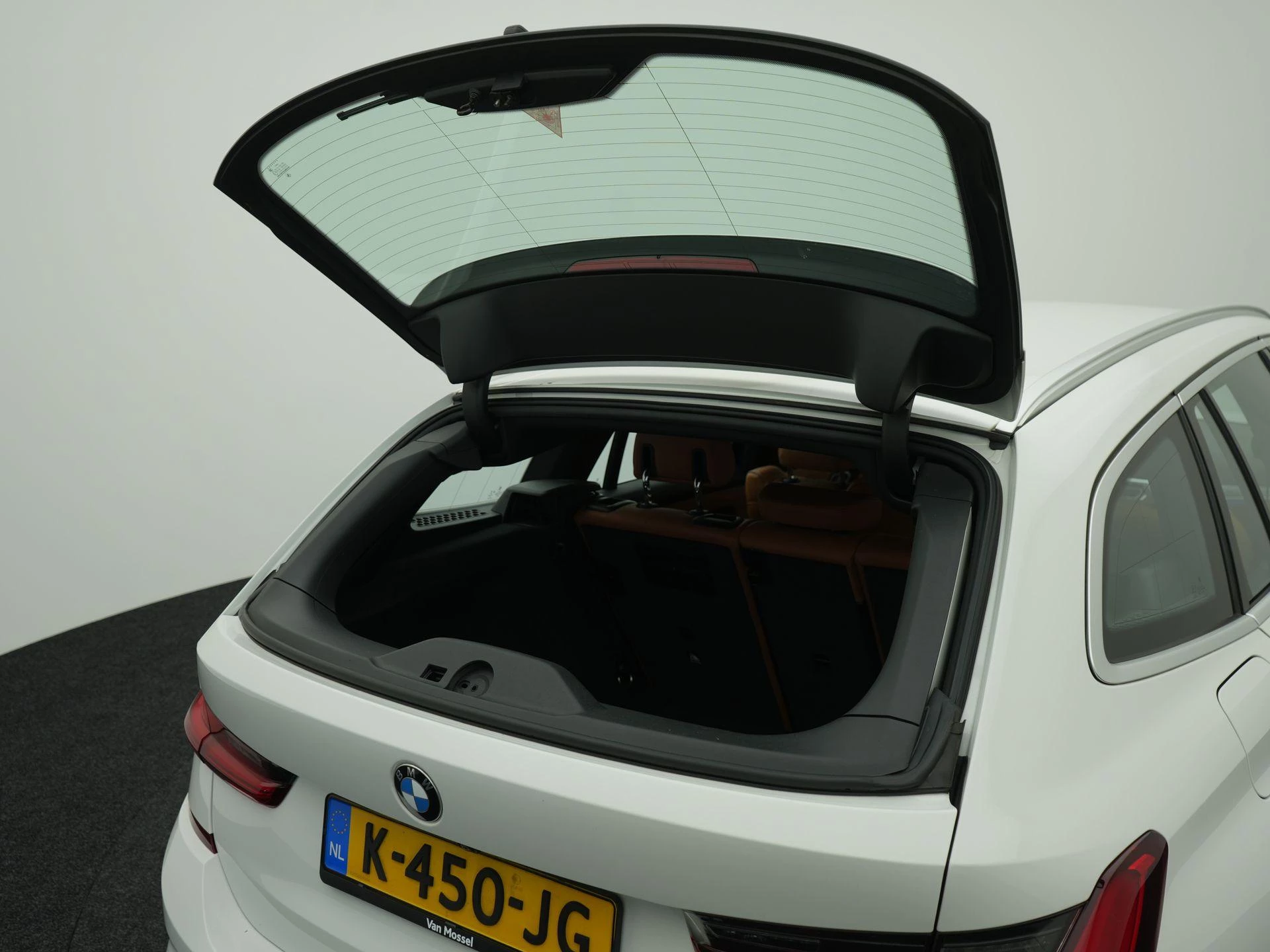 BMW-3 Serie-image-37