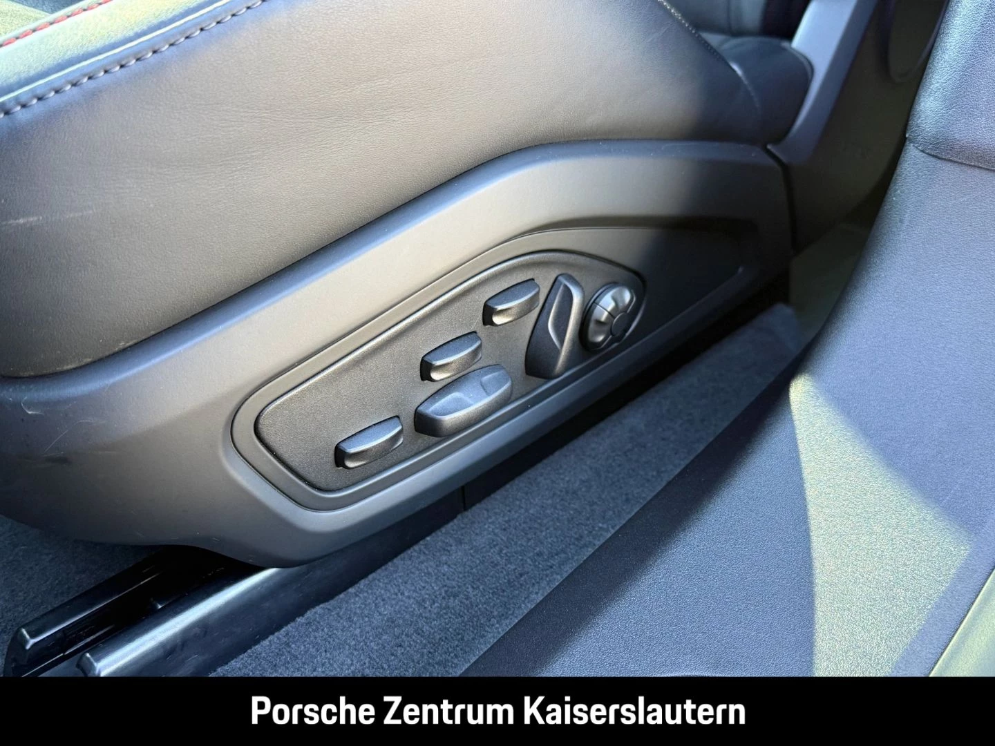 Porsche Taycan GTS HA-Lenkung InnoDrive Head-Up BOSE gts