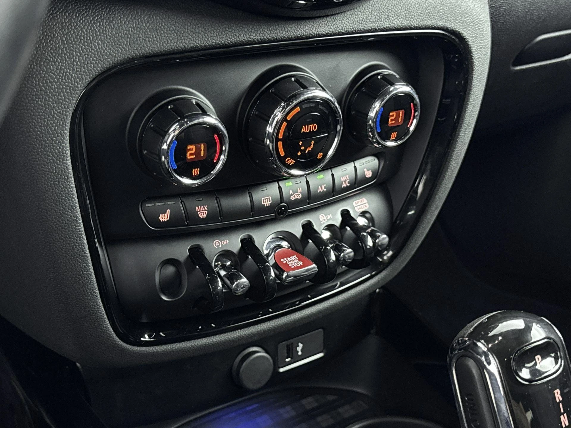 MINI-Clubman-image-18