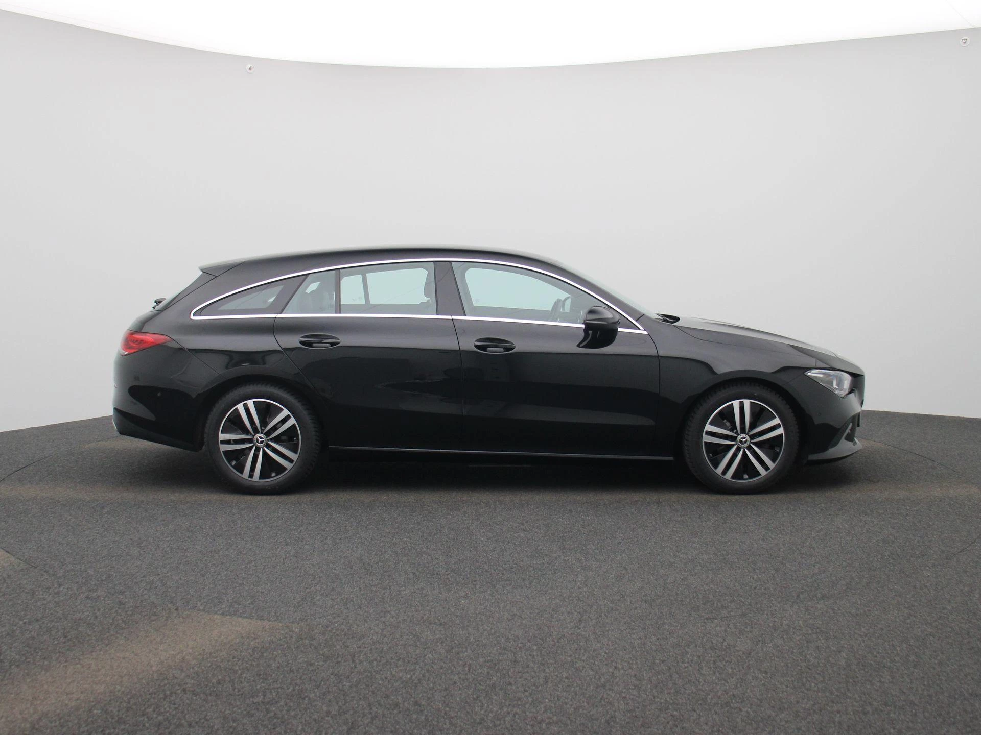 Mercedes-Benz CLA Shooting Brake CLA 180 Business Line