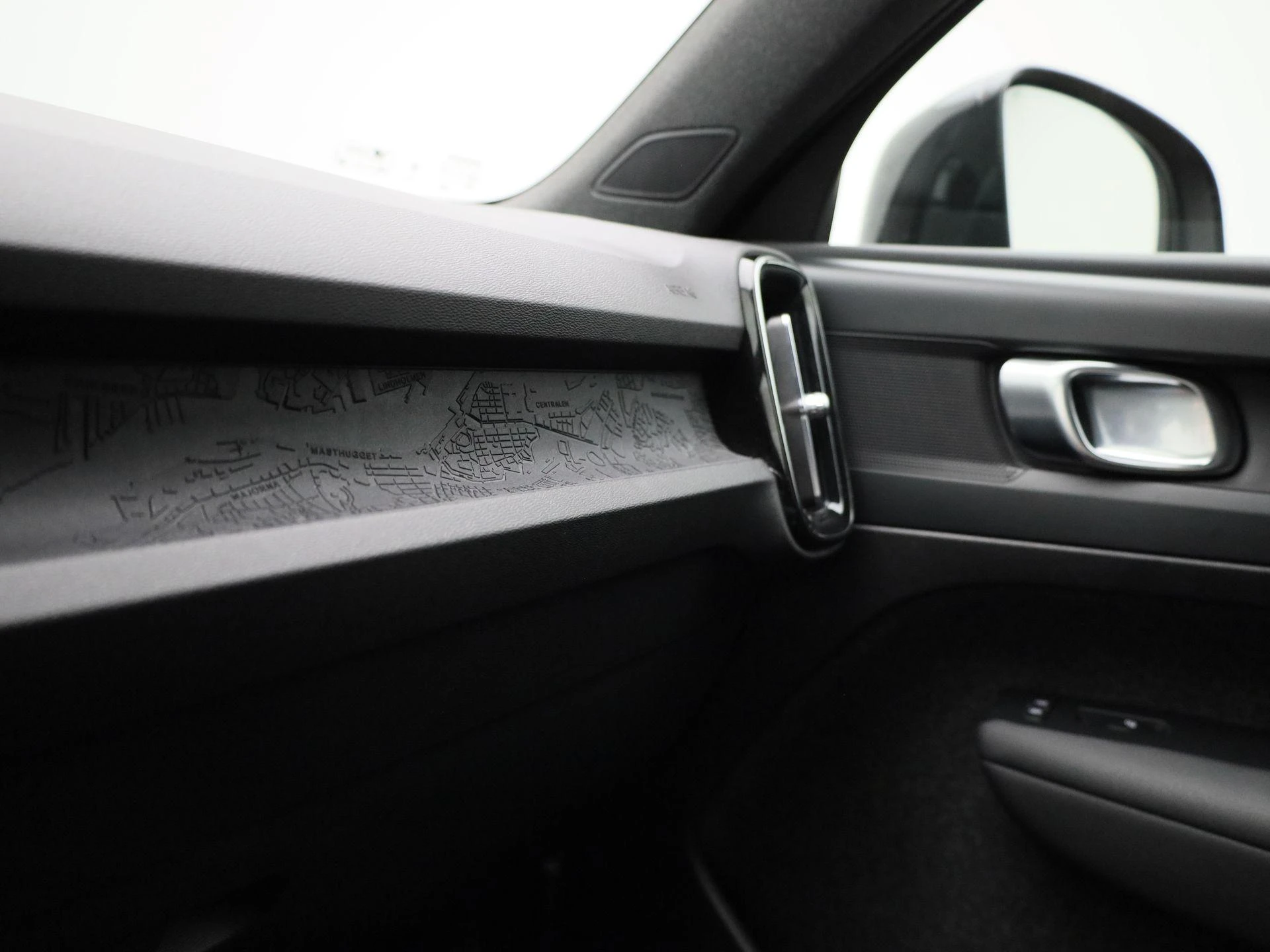 Volvo-XC40-image-24