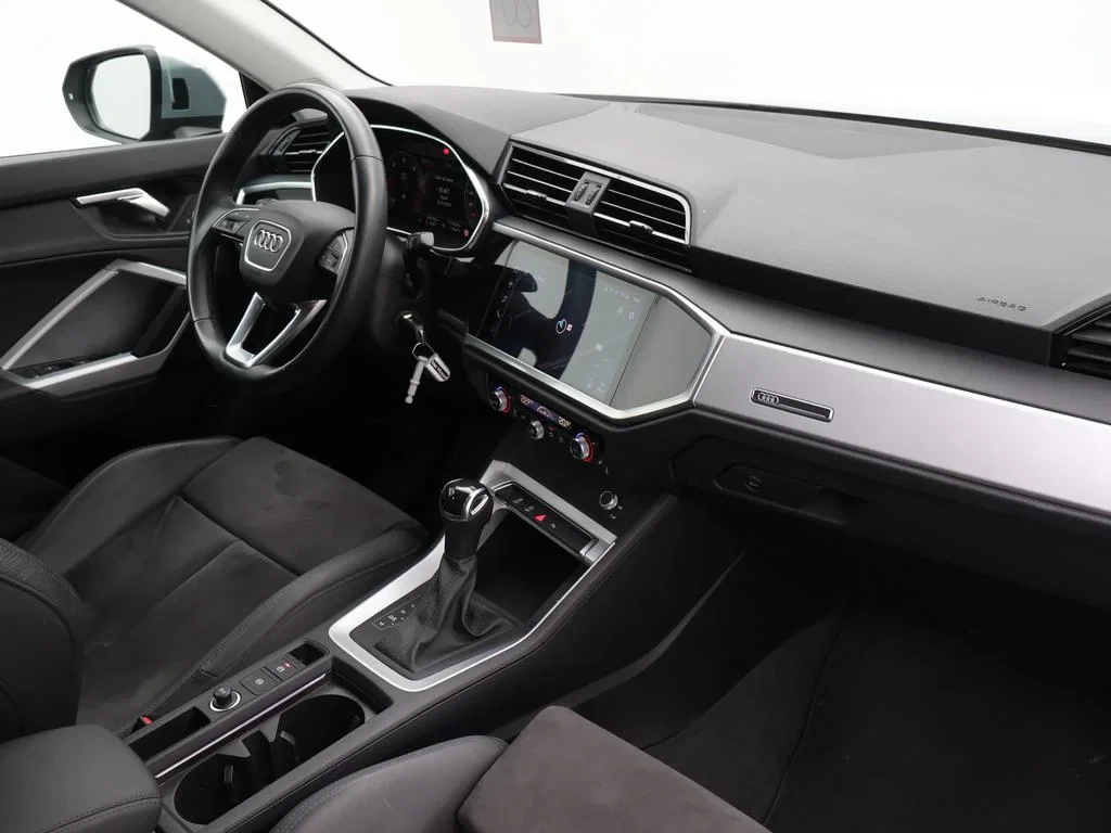 Audi-Q3-image-2