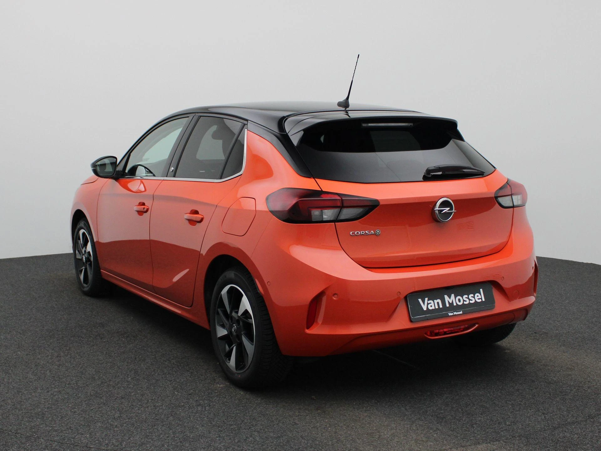 Opel-Corsa-e-image-1