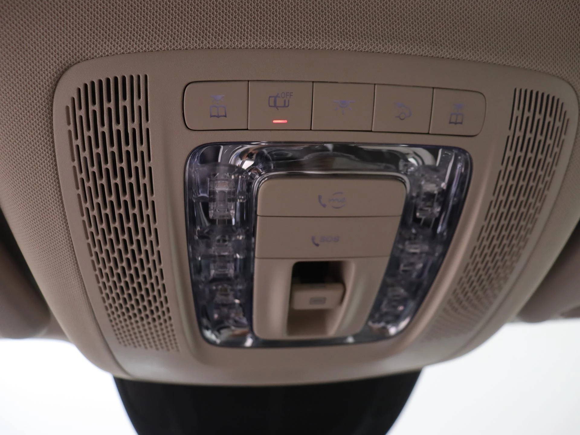 Mercedes-Benz-GLE-image-22