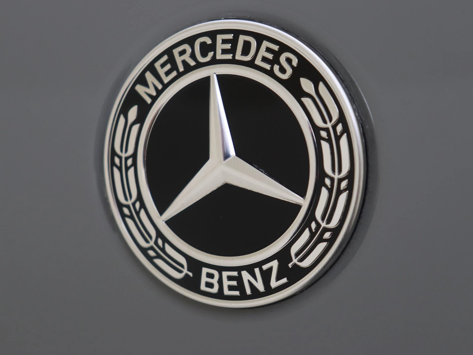 Mercedes-Benz-GLC-image-29