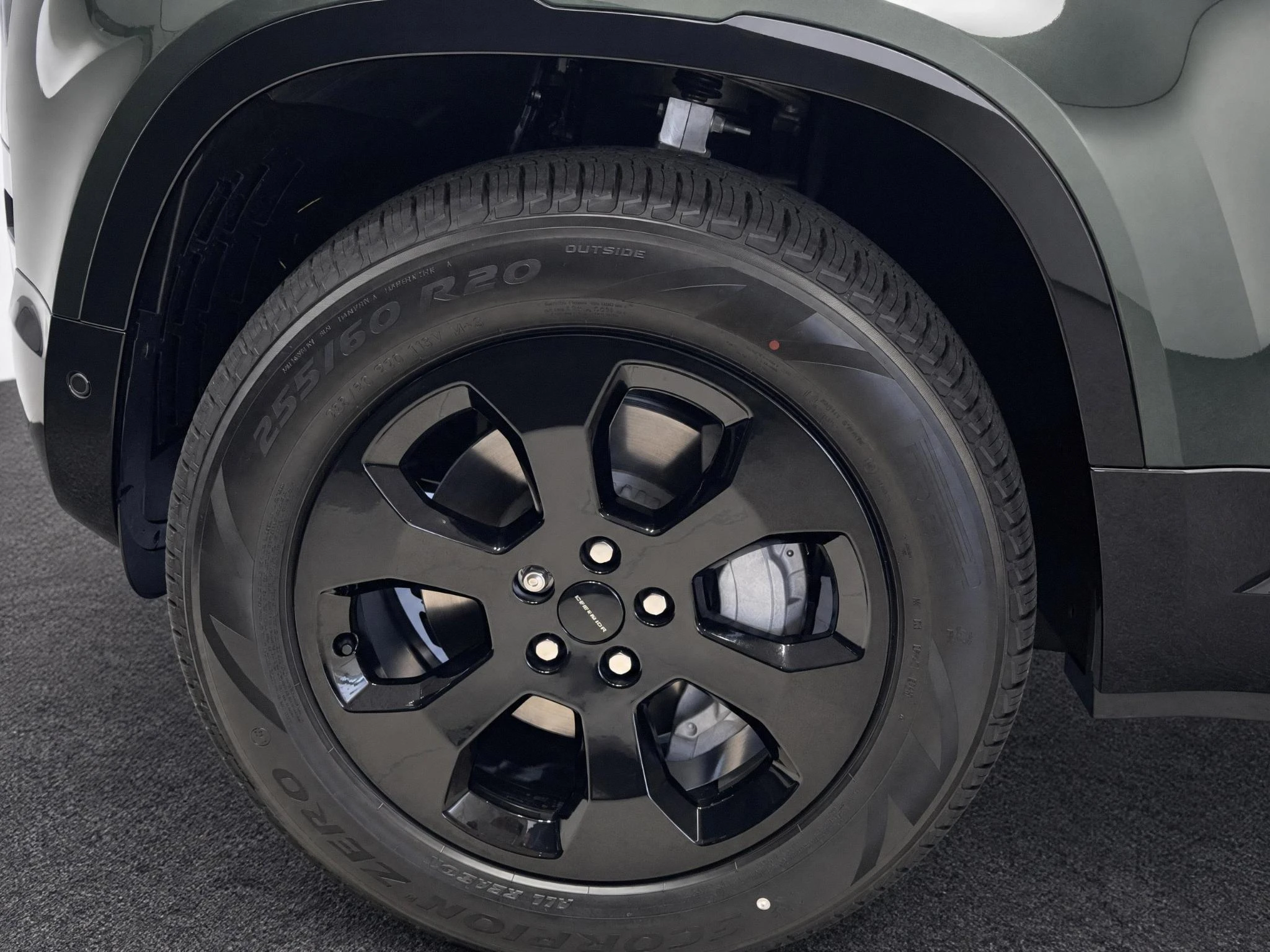 Land Rover-Defender-image-2