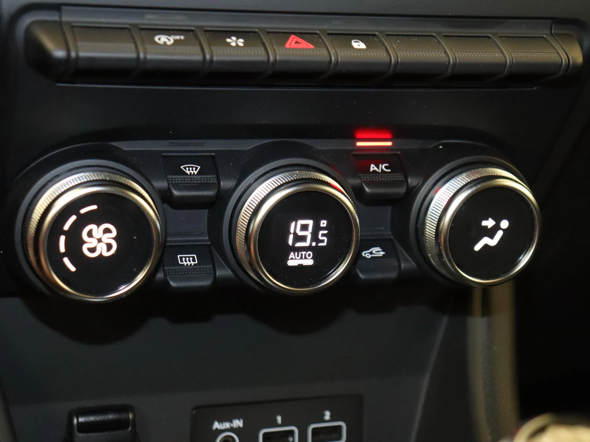 Renault-Captur-image-18