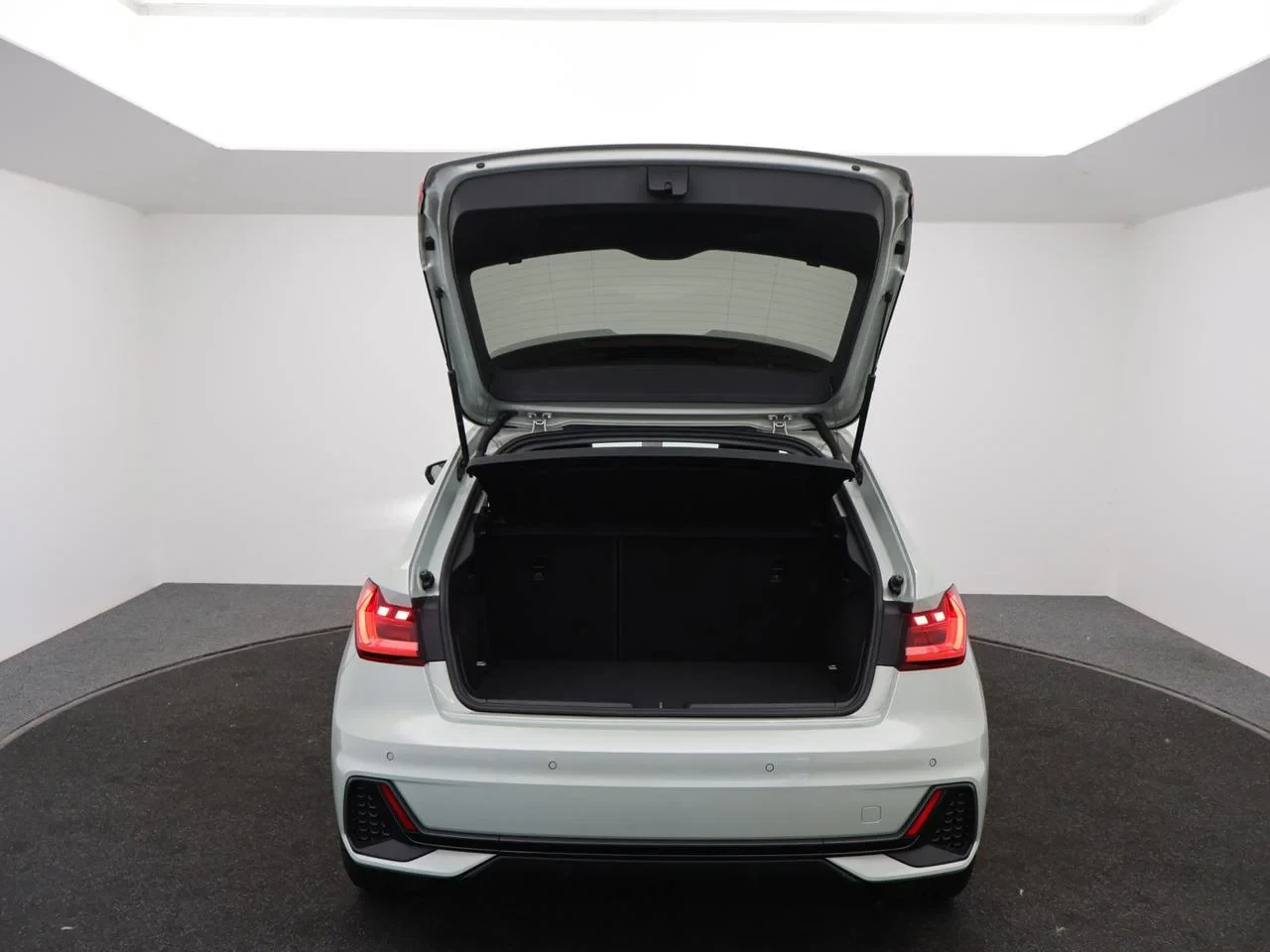 Audi A1 Sportback A1 Sportback 25TFSI S LINE 95PK *AUTOMAAT*CAMERA*VIRTUAL COCKPIT*PDC*ACC*KEYLESS GO*APP-CONNECT*ZETELVERWARMING*...*