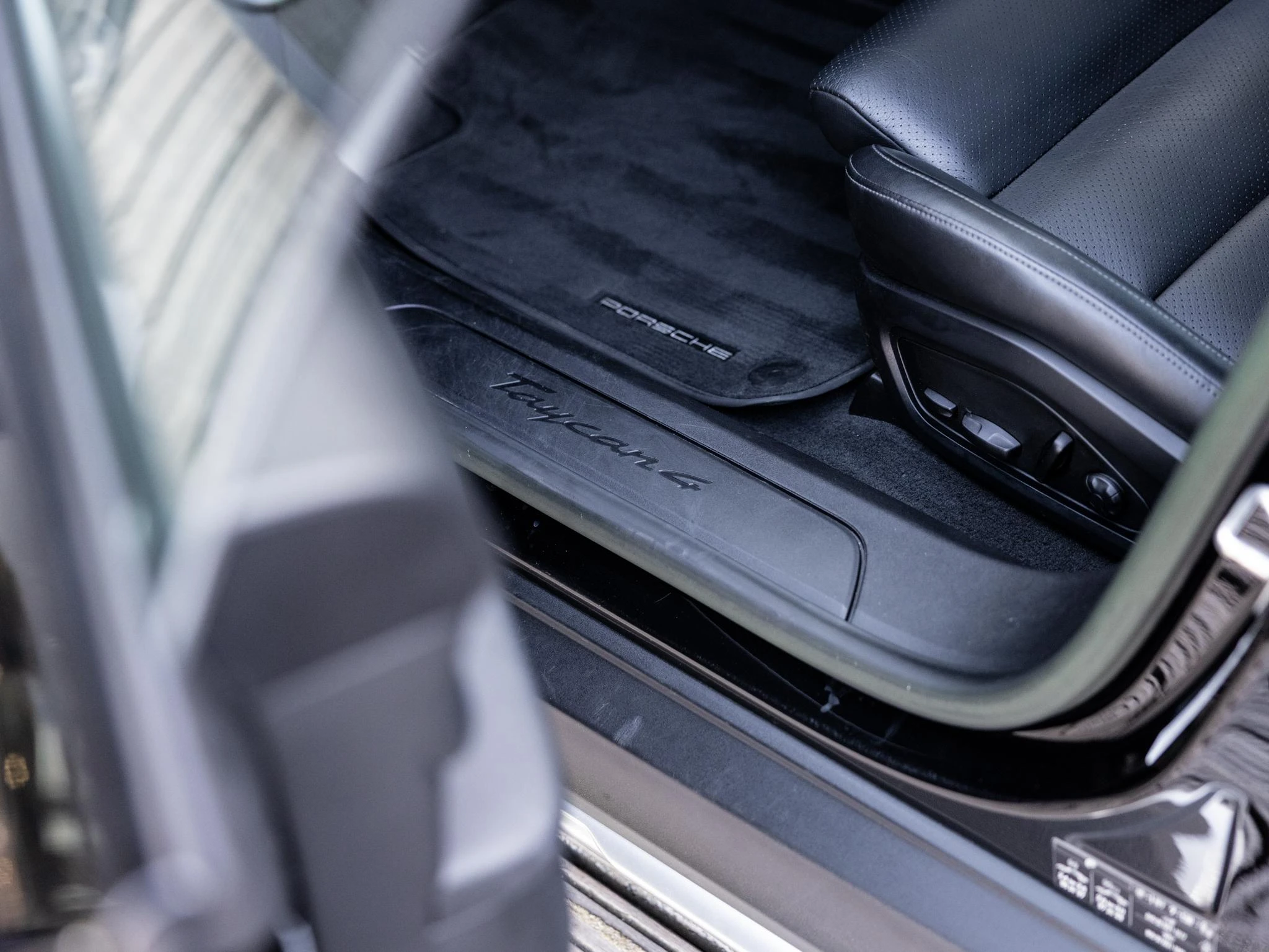 Porsche-Taycan-image-21
