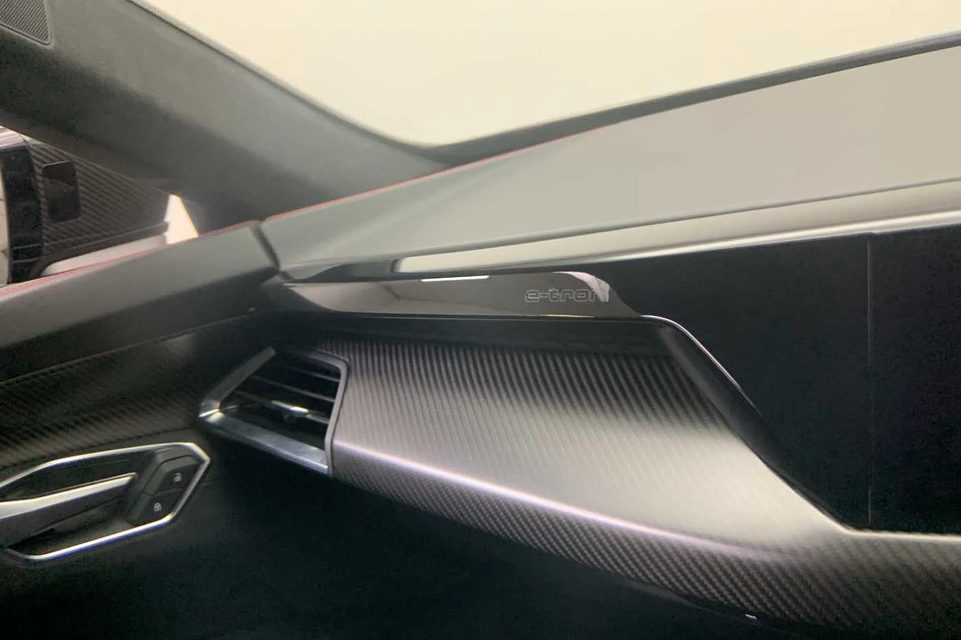 Audi-e-tron GT-image-20