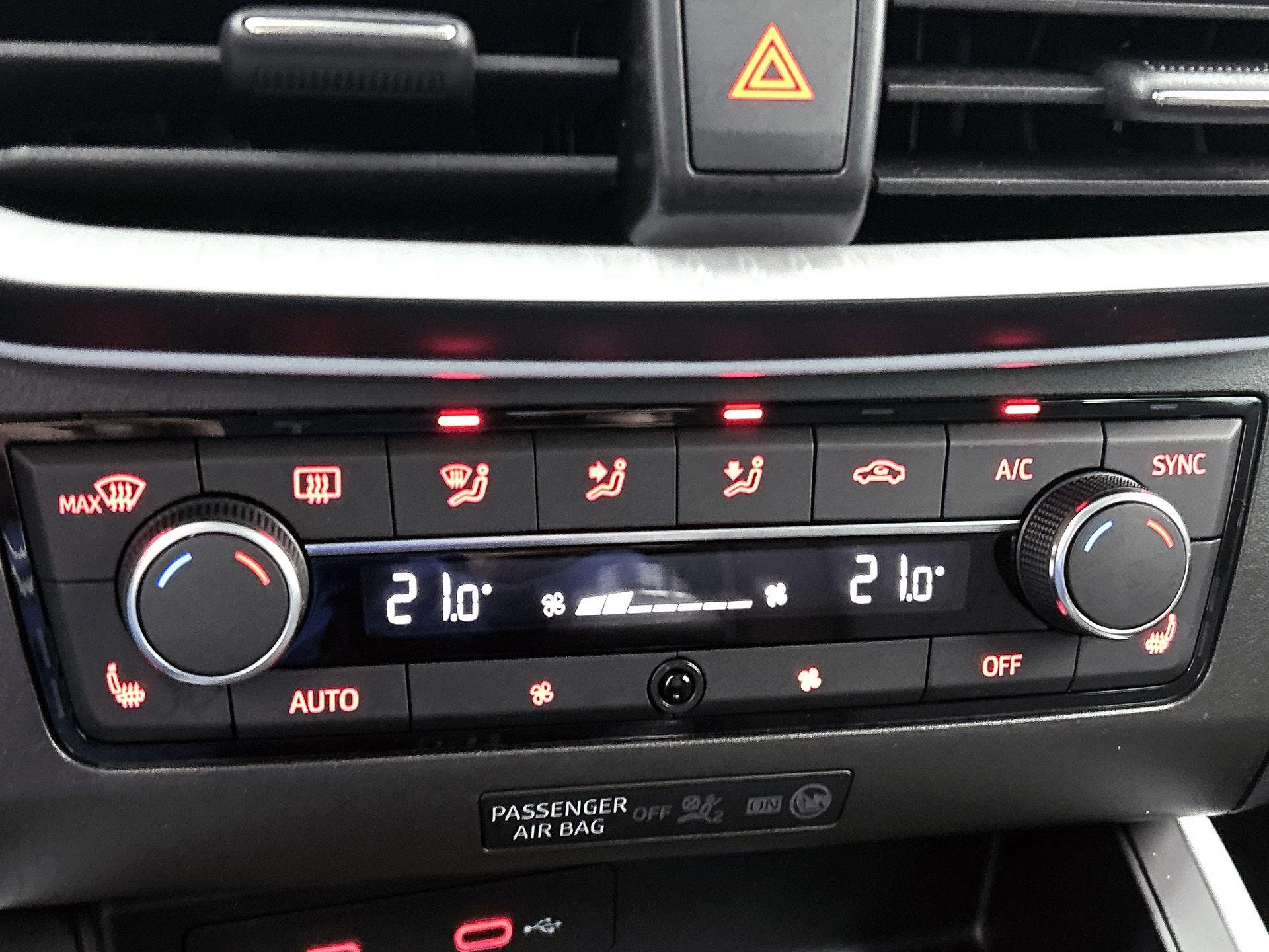 SEAT-Arona-image-21